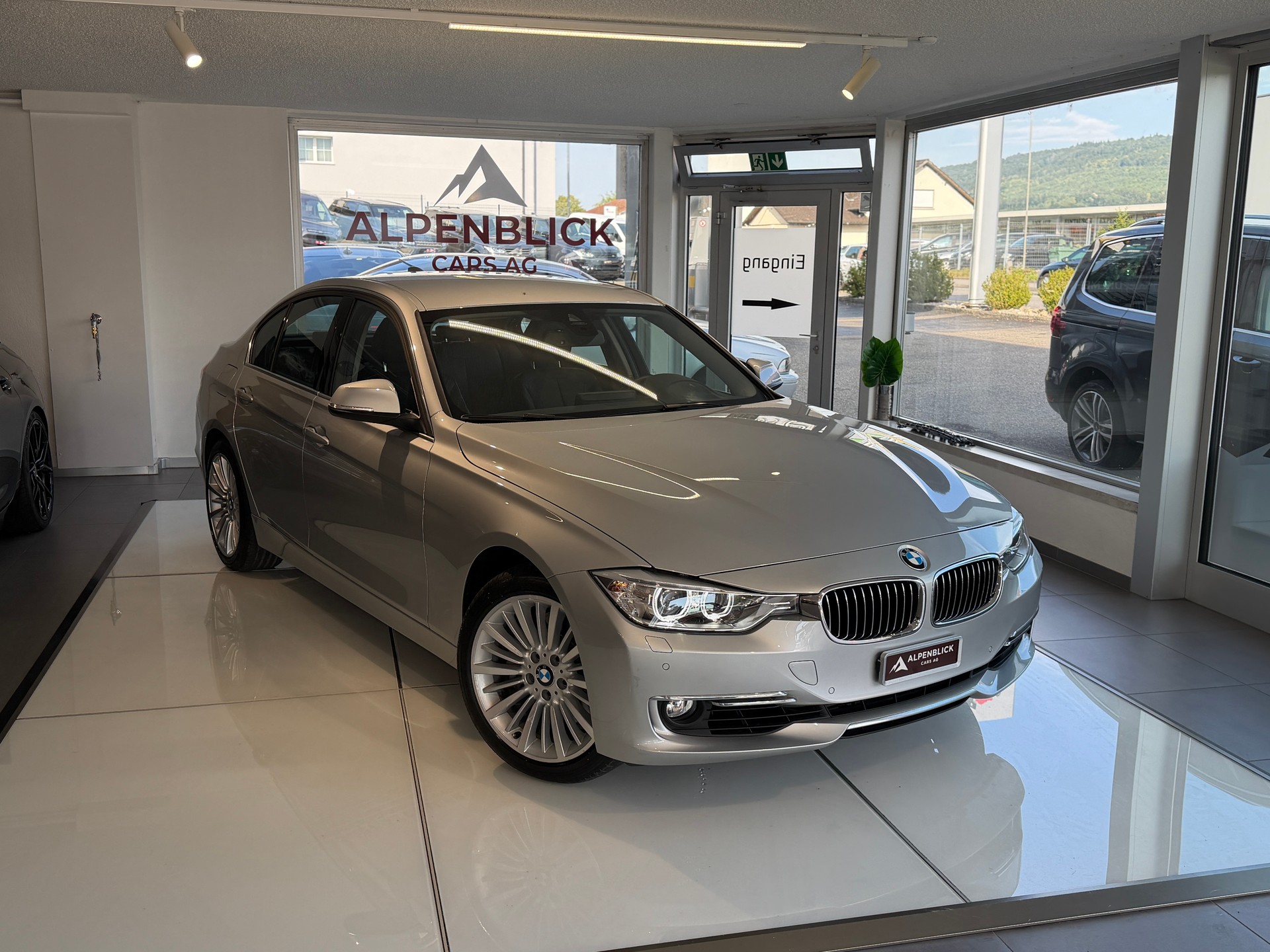 BMW 335i Luxury Line Steptronic