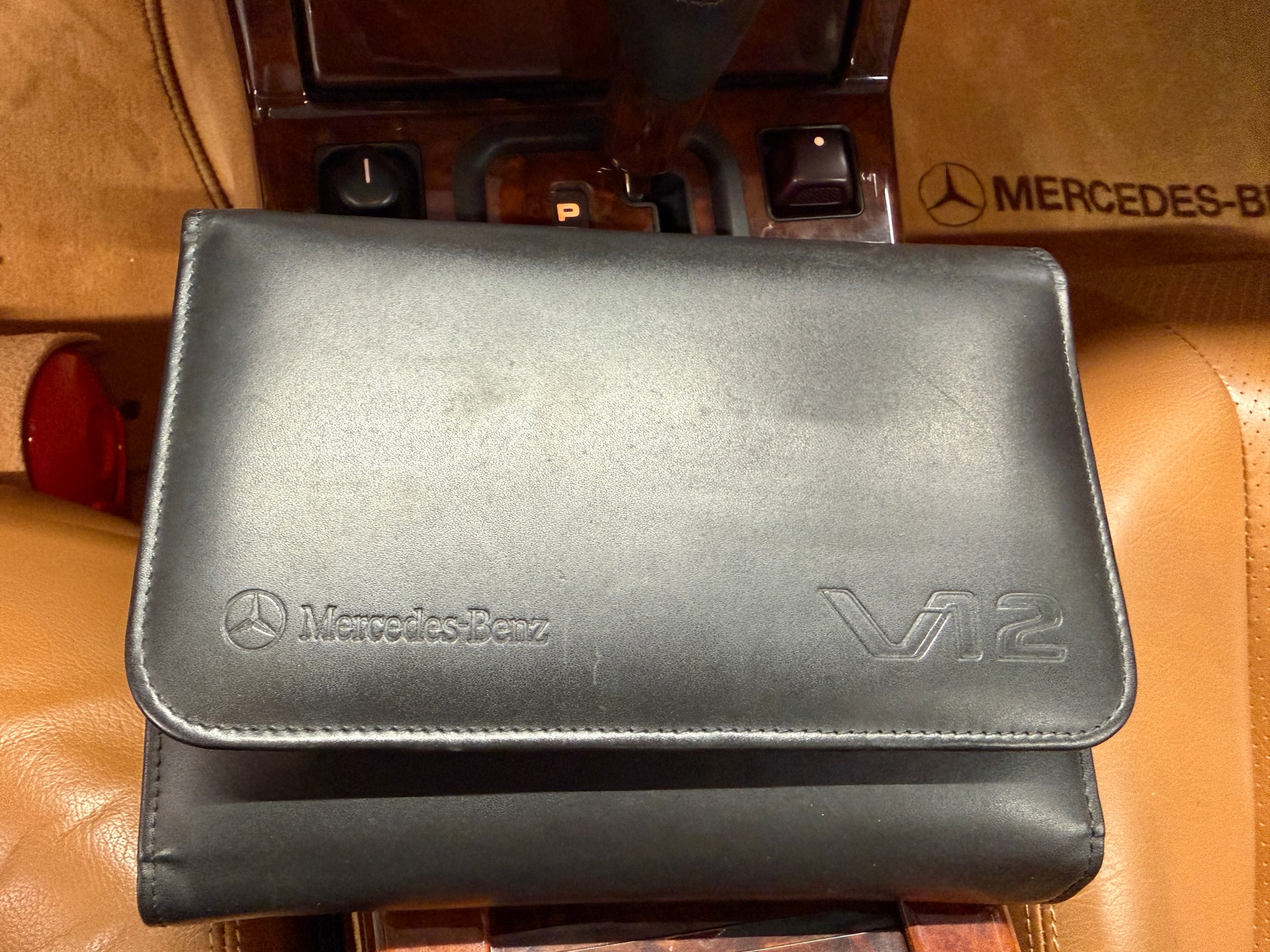 MERCEDES-BENZ SL 600 Automatic *CH-Veteranenfahrzeug*1. Hand*Sehr gepflegt*-image-15