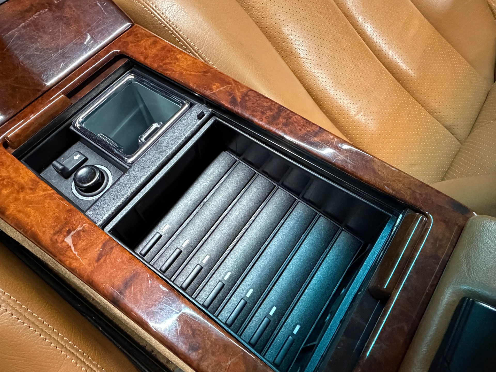 MERCEDES-BENZ SL 600 Automatic *CH-Veteranenfahrzeug*1. Hand*Sehr gepflegt*-image-7