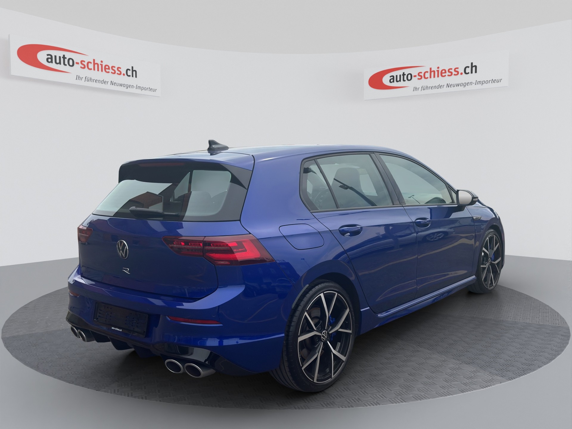 VW Golf 2.0 TSI R DSG 4Motion-image-5