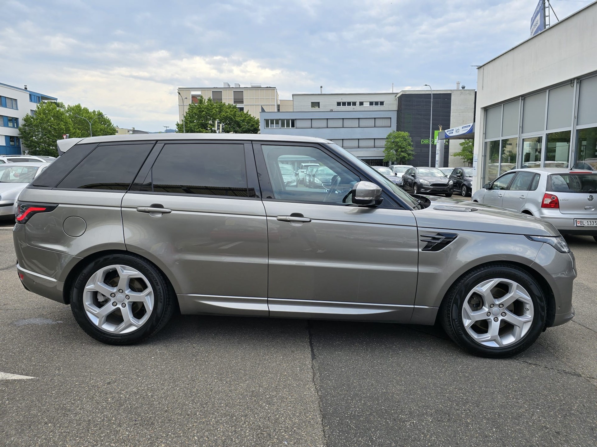 LAND ROVER Range Rover Sport 3.0 SDV6 HSE Automatic-image-7