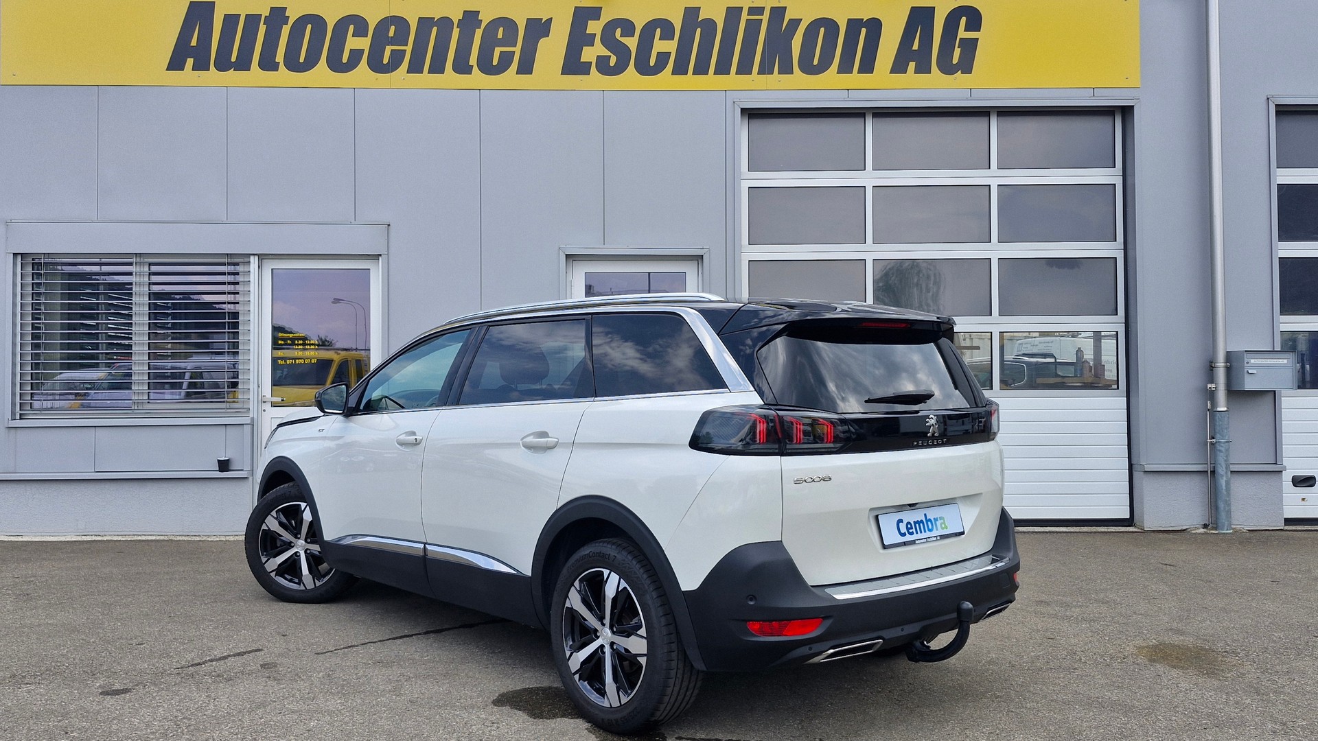 PEUGEOT 5008 1.5 BlueHDi GT-showroom-element-2