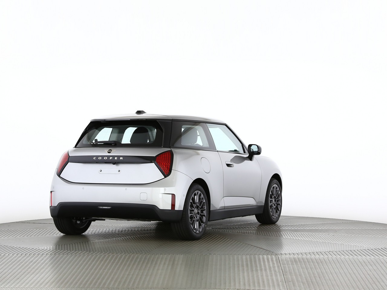 MINI Cooper E-showroom-element-1