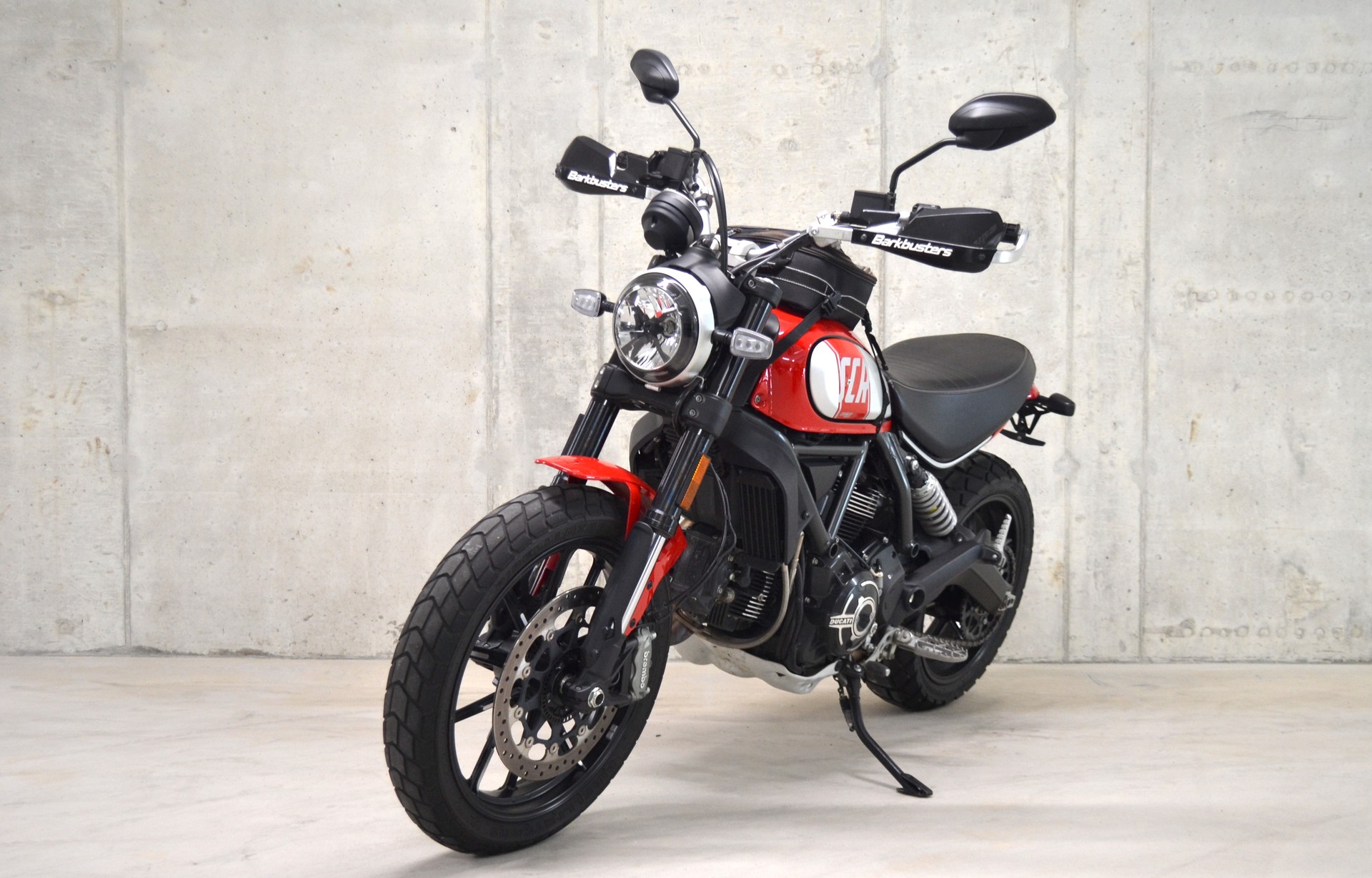 DUCATI Scrambler 803 Icon-showroom-element-1
