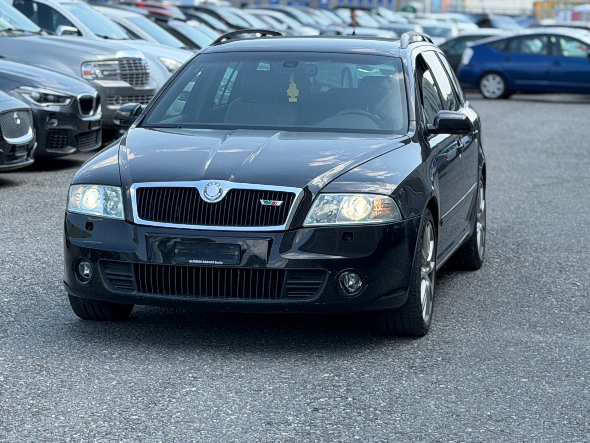 SKODA Octavia 2.0 TFSI RS-image-2