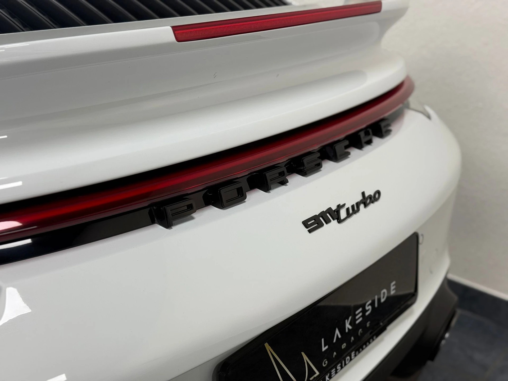 PORSCHE 911 Turbo PDK-image-6