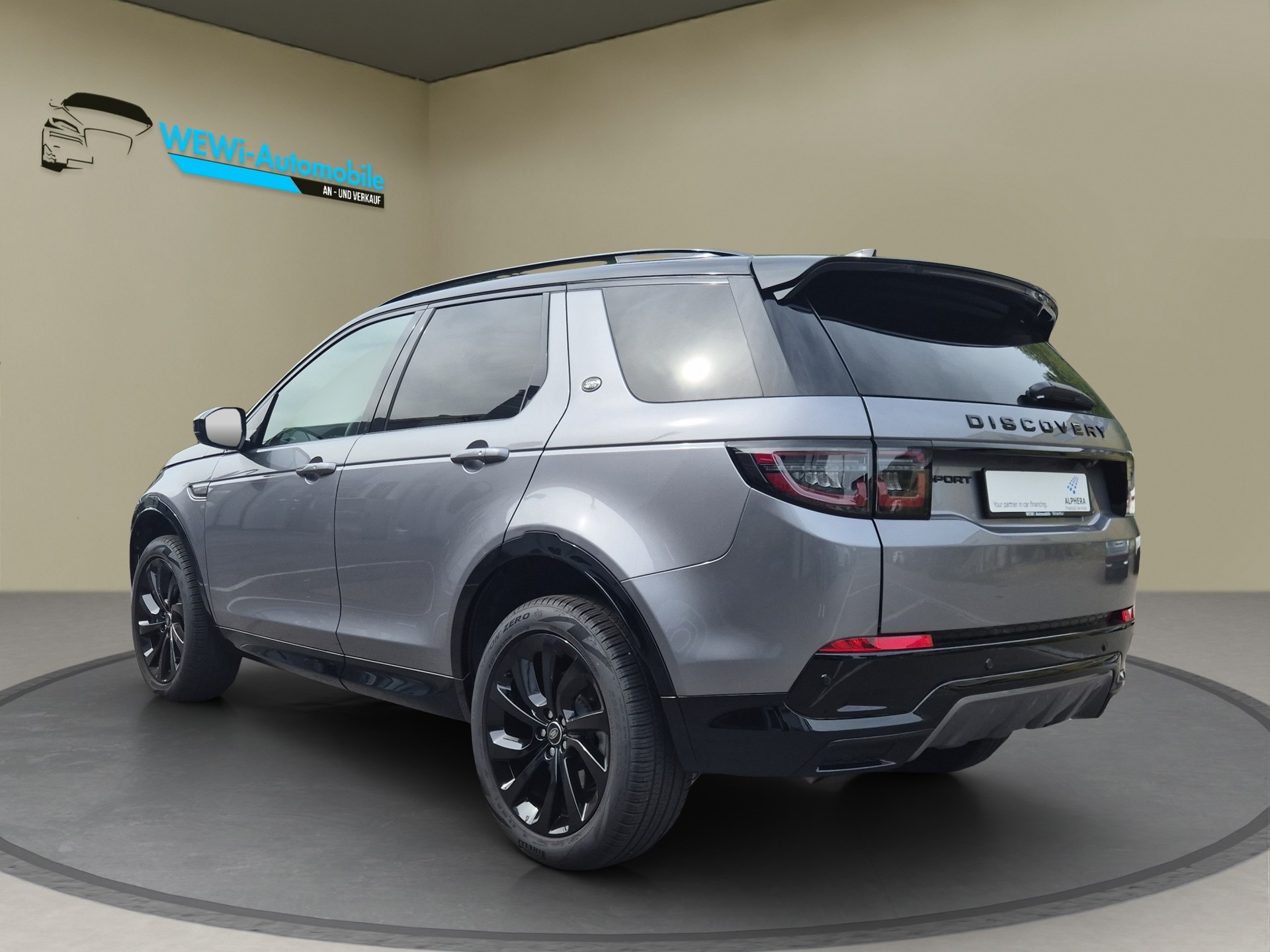 LAND ROVER Discovery Sport D200 2.0D TD4 MHEV HSE AT9-showroom-element-2
