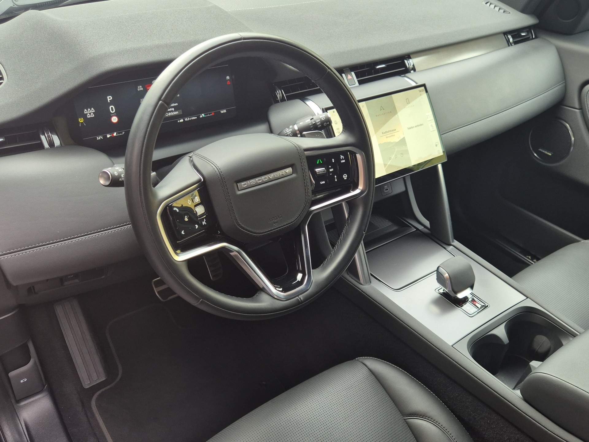 LAND ROVER Discovery Sport D200 2.0D TD4 MHEV HSE AT9-image-10