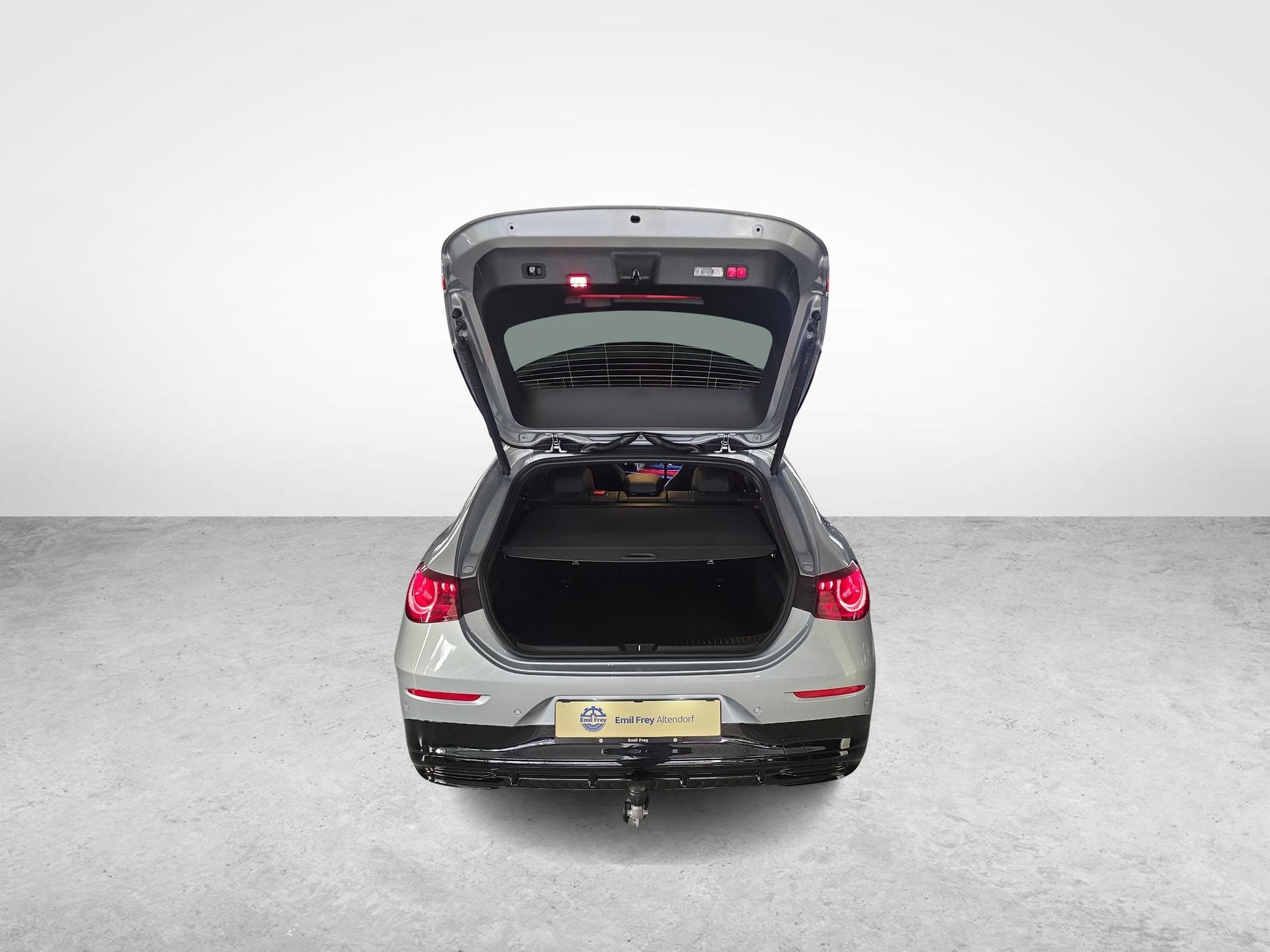 MERCEDES-BENZ CLA 350 4MATIC Shooting Brake EQ Technology AMG Line Plus-image-11