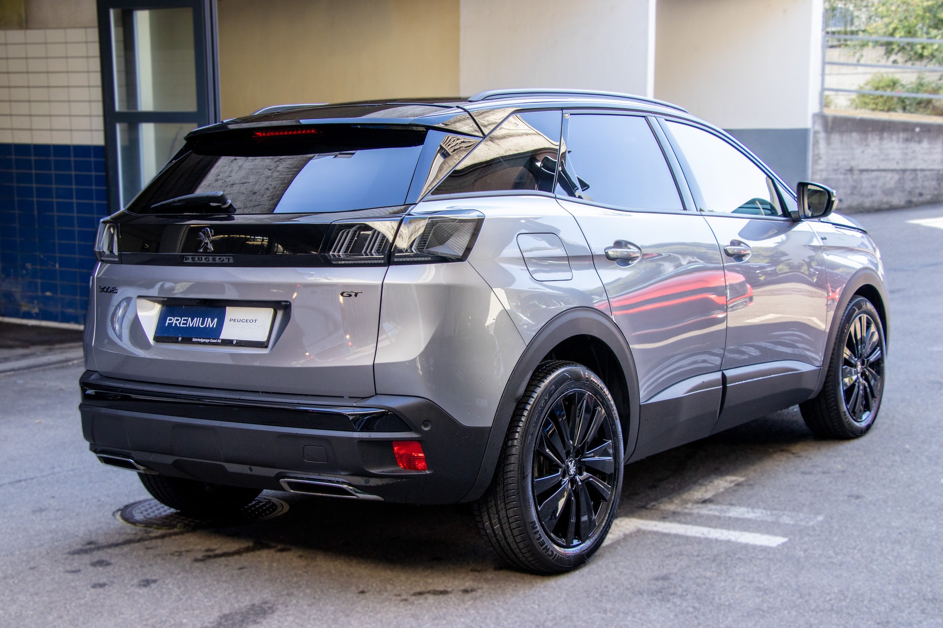 PEUGEOT 3008 1.2 PureTech GT EAT8-showroom-element-2