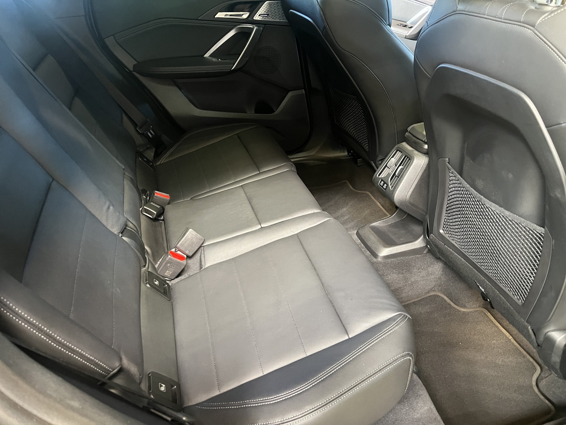 BMW X1 23i xDrive paddles-image-15