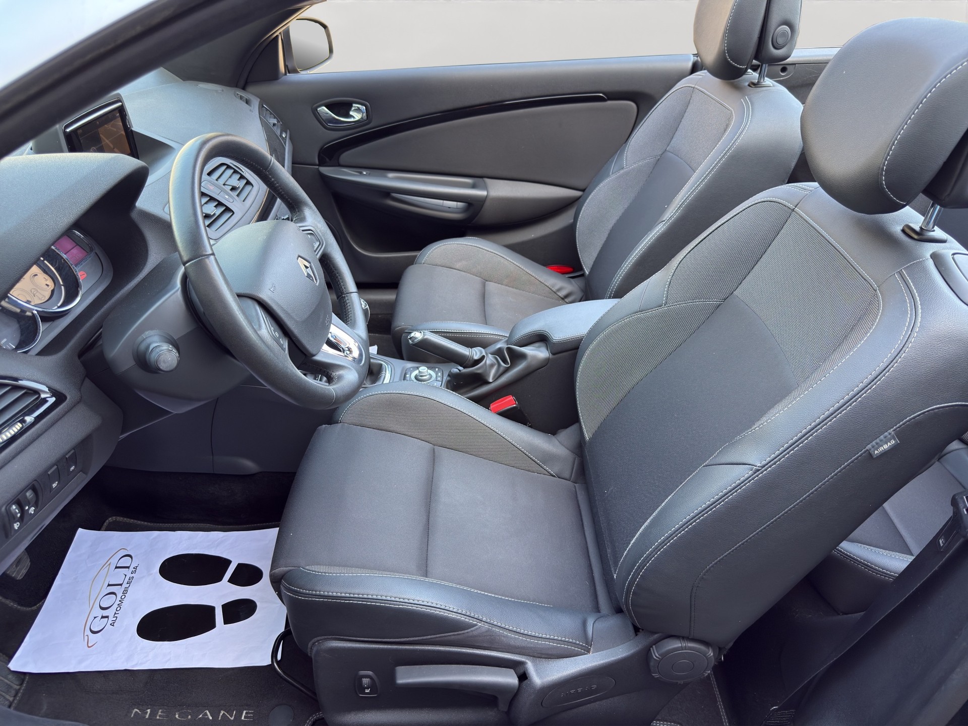 RENAULT Mégane CC 1.2 16V Turbo Dynamique-image-4