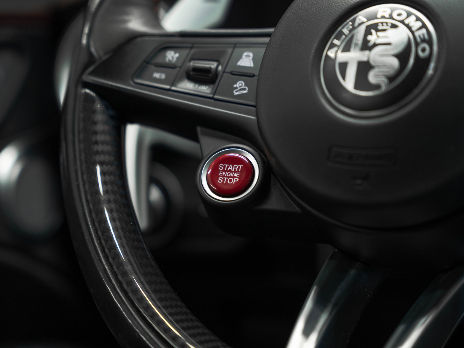 ALFA ROMEO Stelvio 2.9 V6 Quadrifoglio Q4 Automatic-image-25