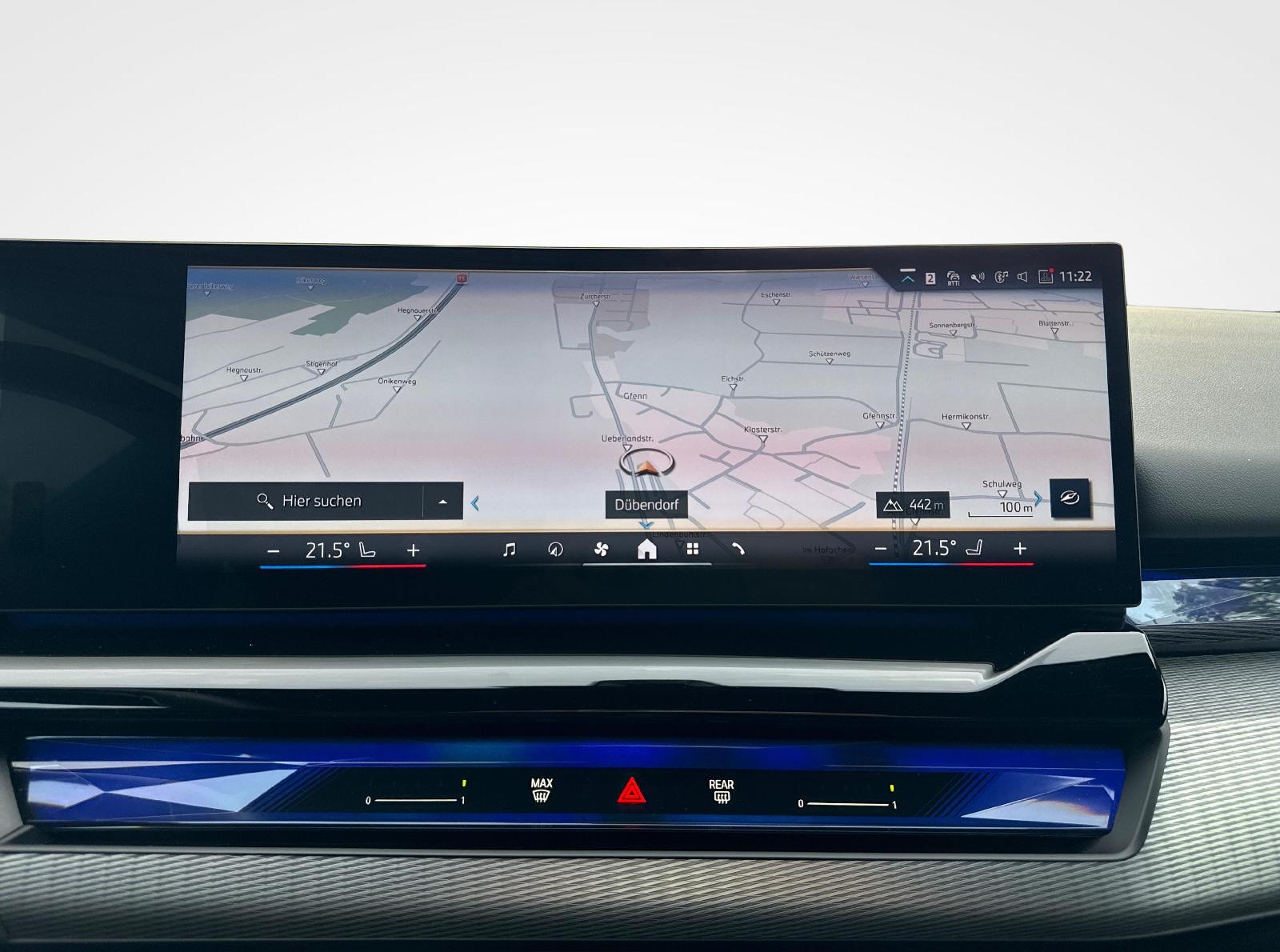 BMW 520d xDrive Touring-image-14