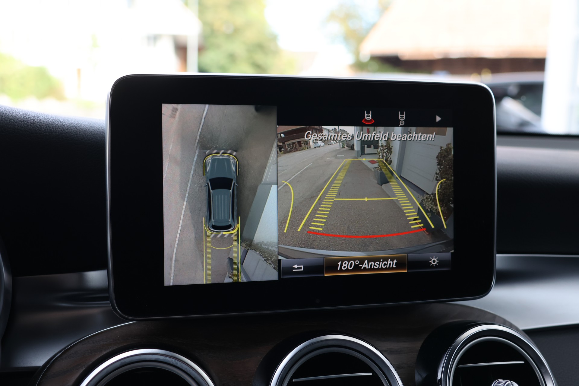 MERCEDES-BENZ GLC 250 d AMG Line 4Matic 9G-Tronic (CH)-image-22