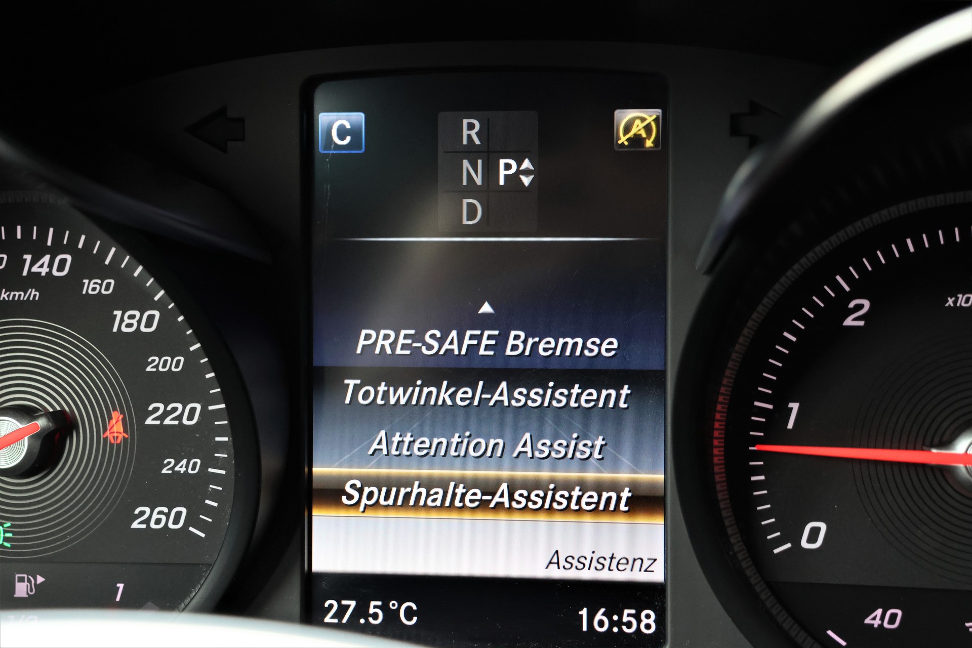 MERCEDES-BENZ GLC 250 d AMG Line 4Matic 9G-Tronic (CH)-image-26