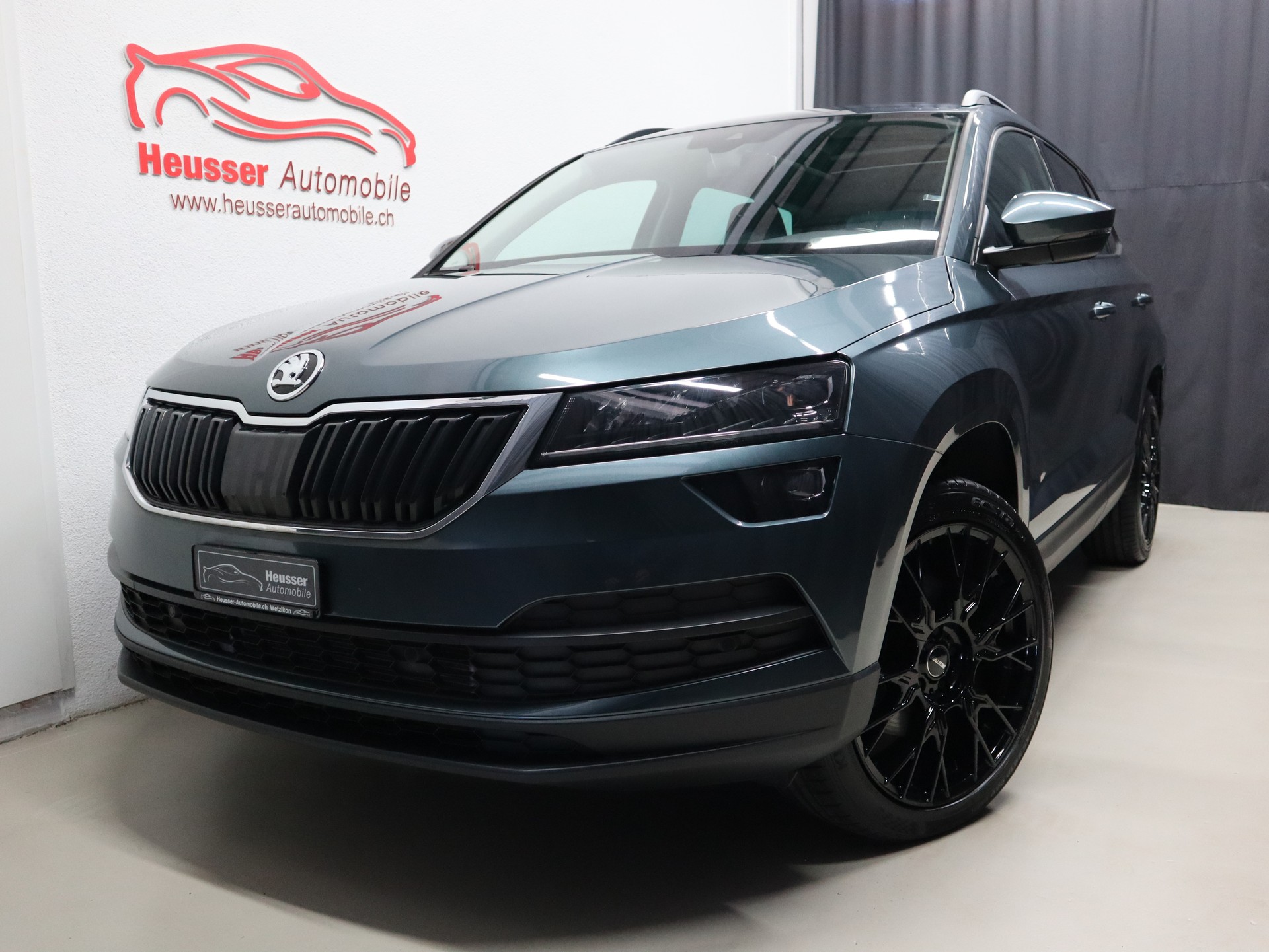 SKODA Karoq 2.0 TDI CR Style 4x4 DSG - Panorama - Navi - Kamera - 150 PS