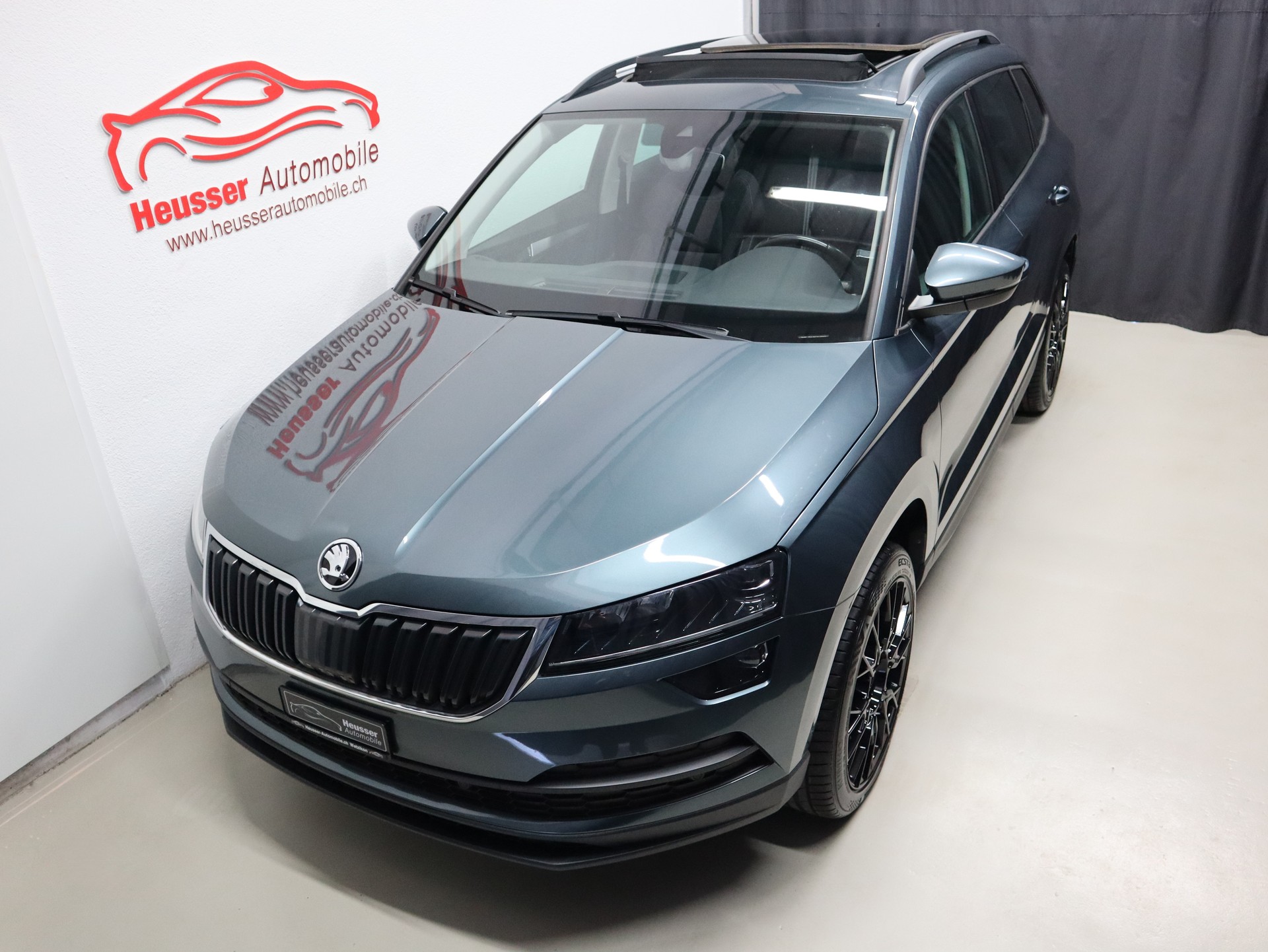 SKODA Karoq 2.0 TDI CR Style 4x4 DSG - Panorama - Navi - Kamera - 150 PS-showroom-element-2