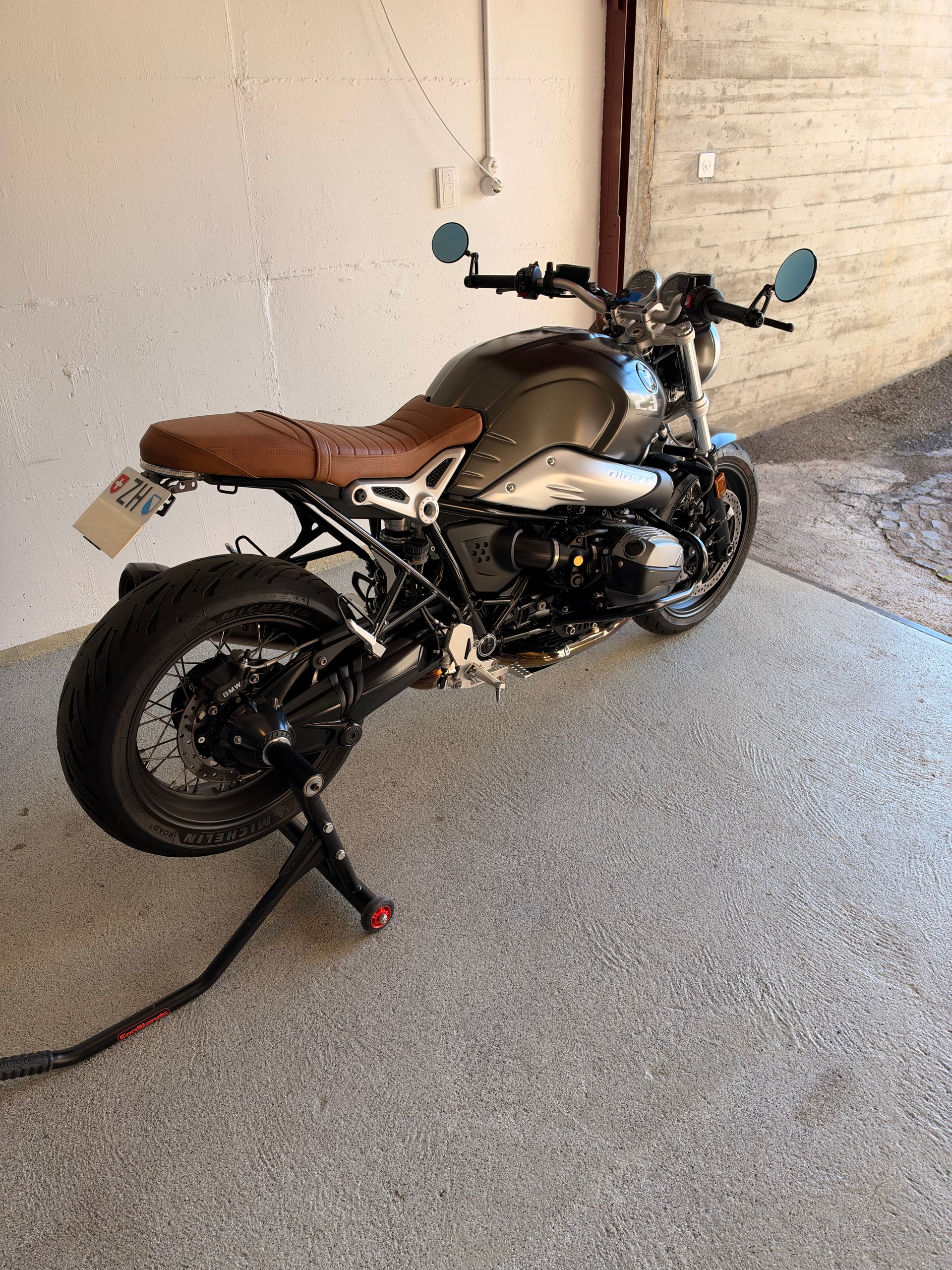 BMW R nineT Pure A2 (35kW)-image-6