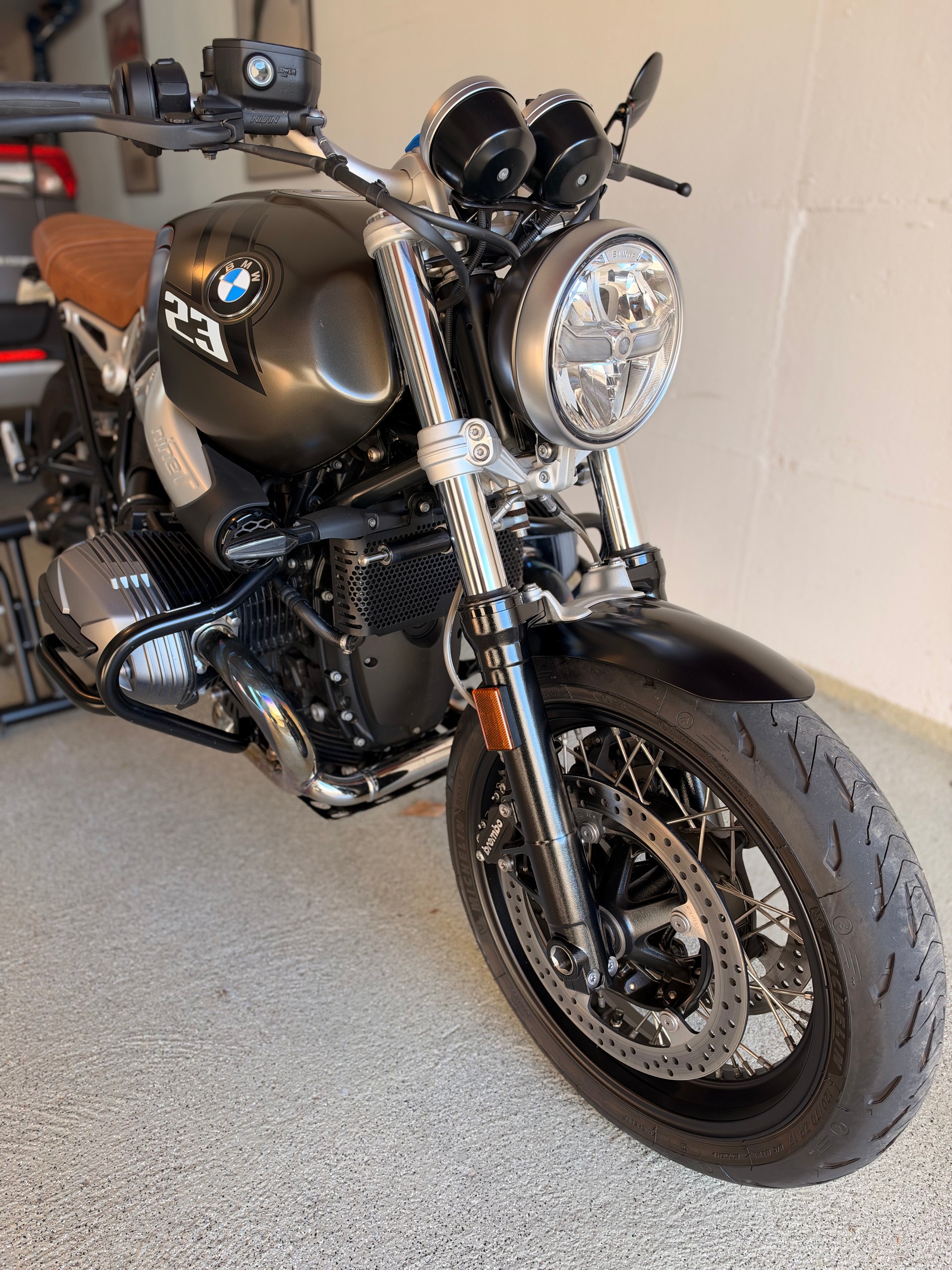 BMW R nineT Pure A2 (35kW)-image-3