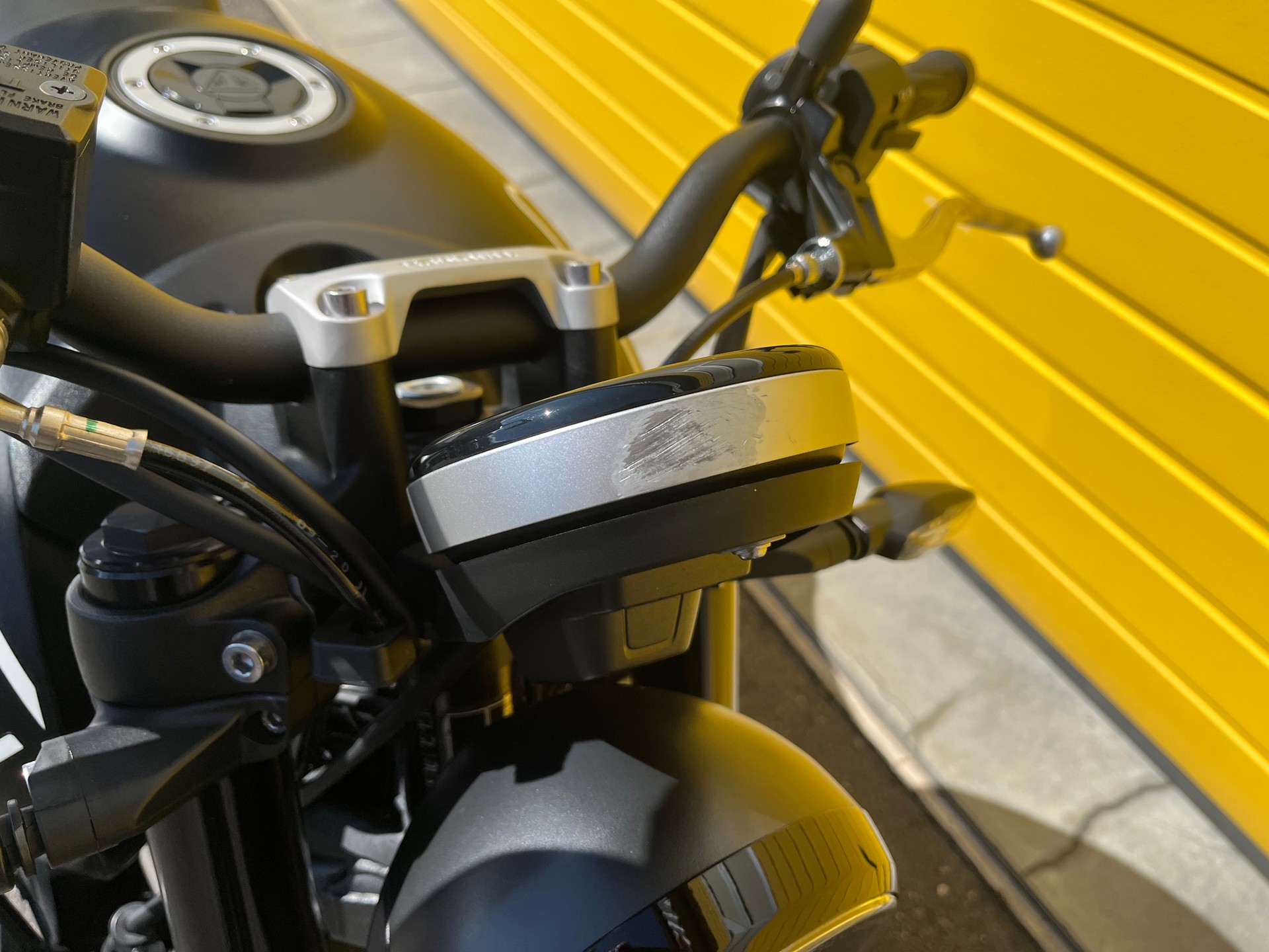 TRIUMPH Trident 660-image-5