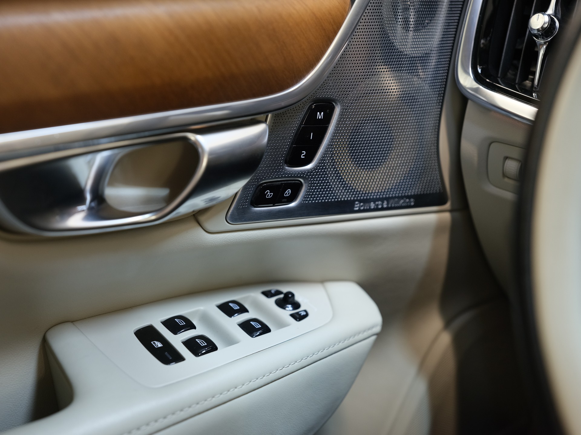 VOLVO S90 T6 AWD Inscription Geartronic-image-23