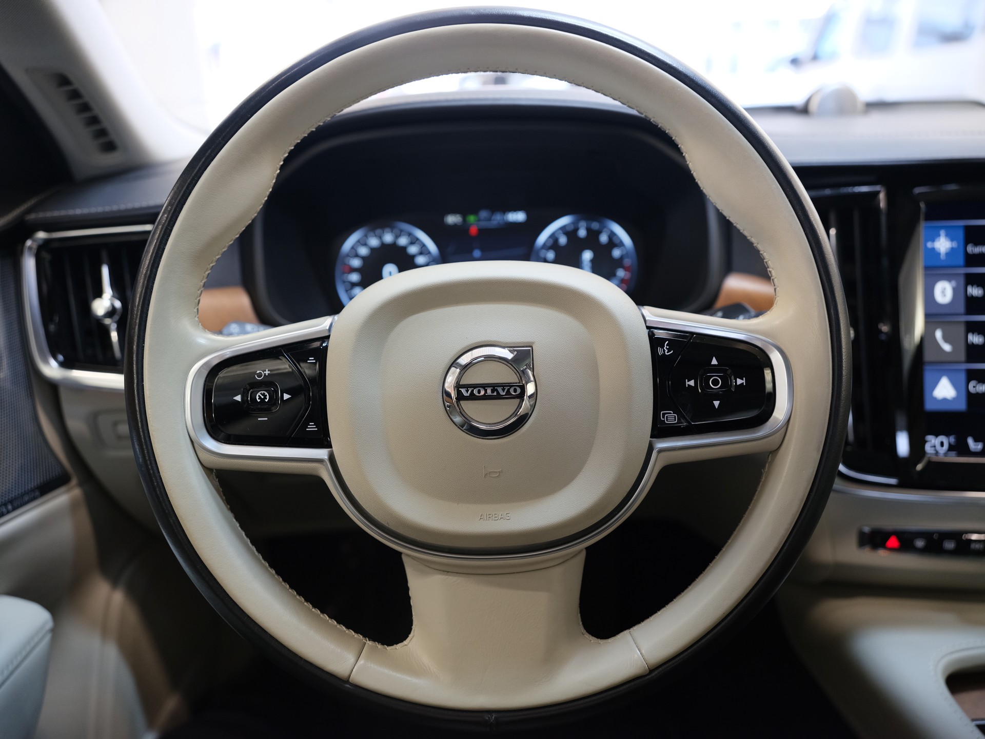 VOLVO S90 T6 AWD Inscription Geartronic-image-16