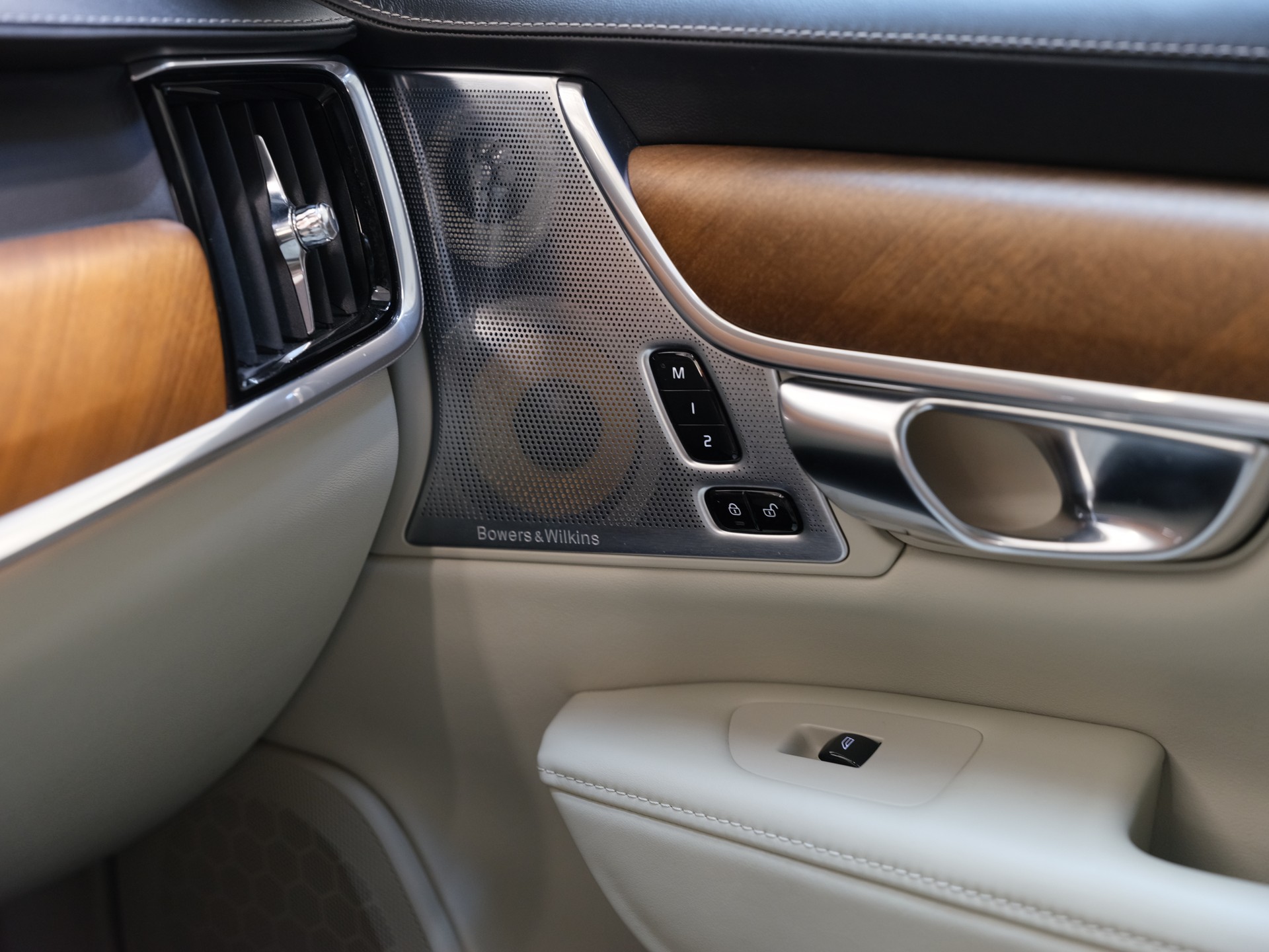 VOLVO S90 T6 AWD Inscription Geartronic-image-22