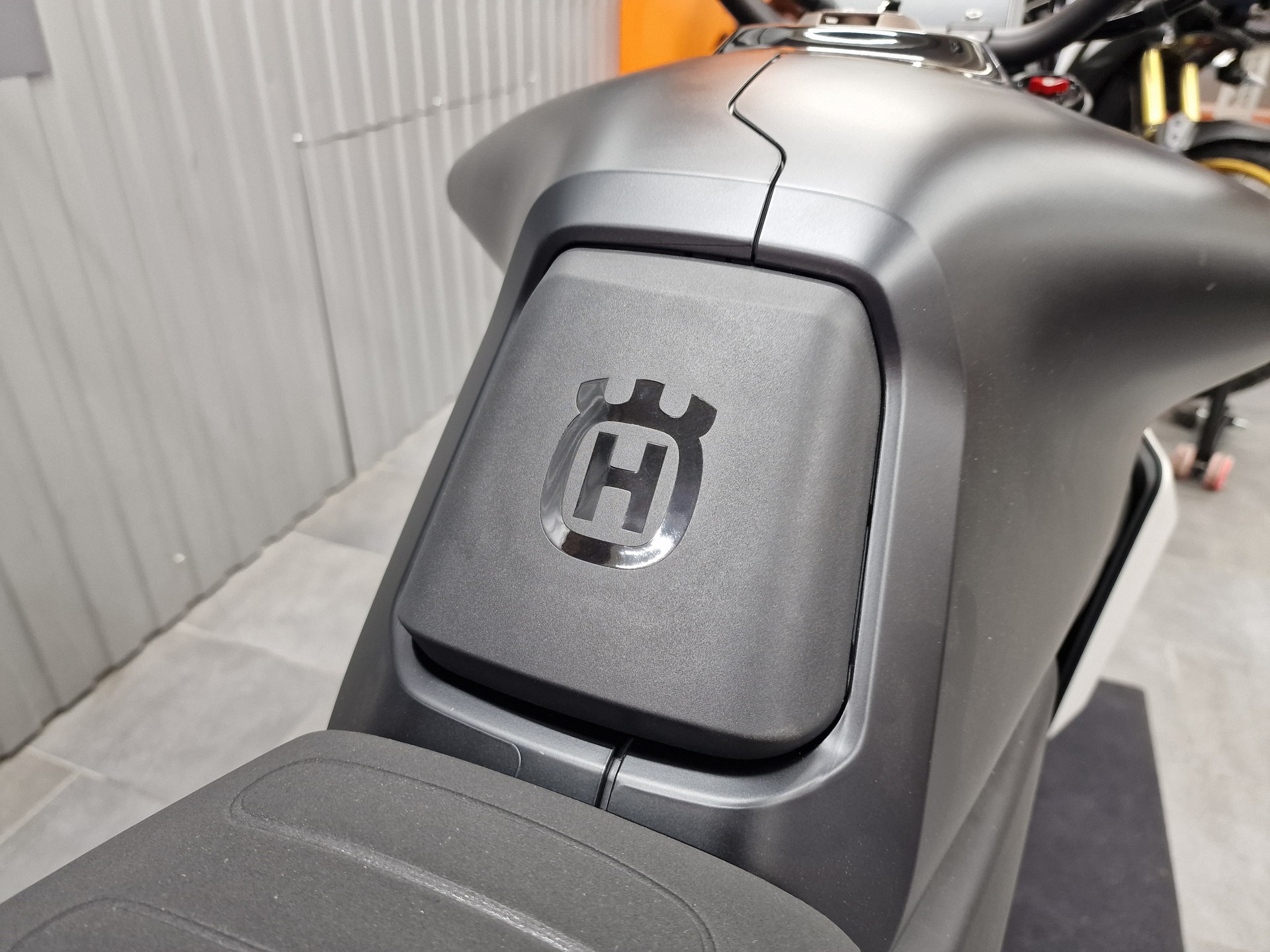 HUSQVARNA Svartpilen 801 L-image-5