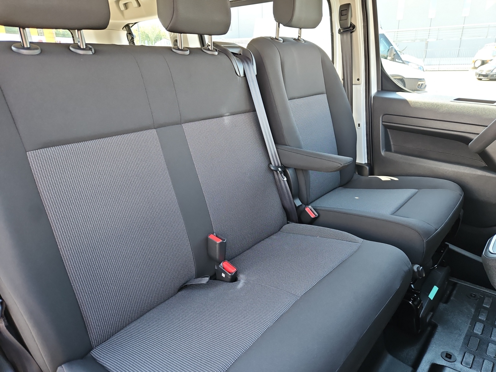 OPEL Vivaro Combi 2.0 CDTI s/s M-image-12