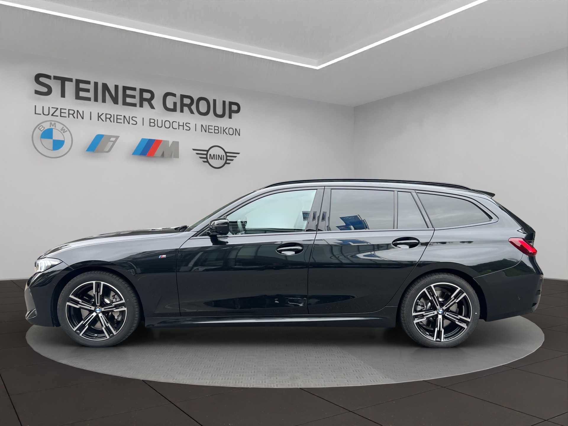 BMW 330d xDrive 48V Steptronic M Sport-showroom-element-3