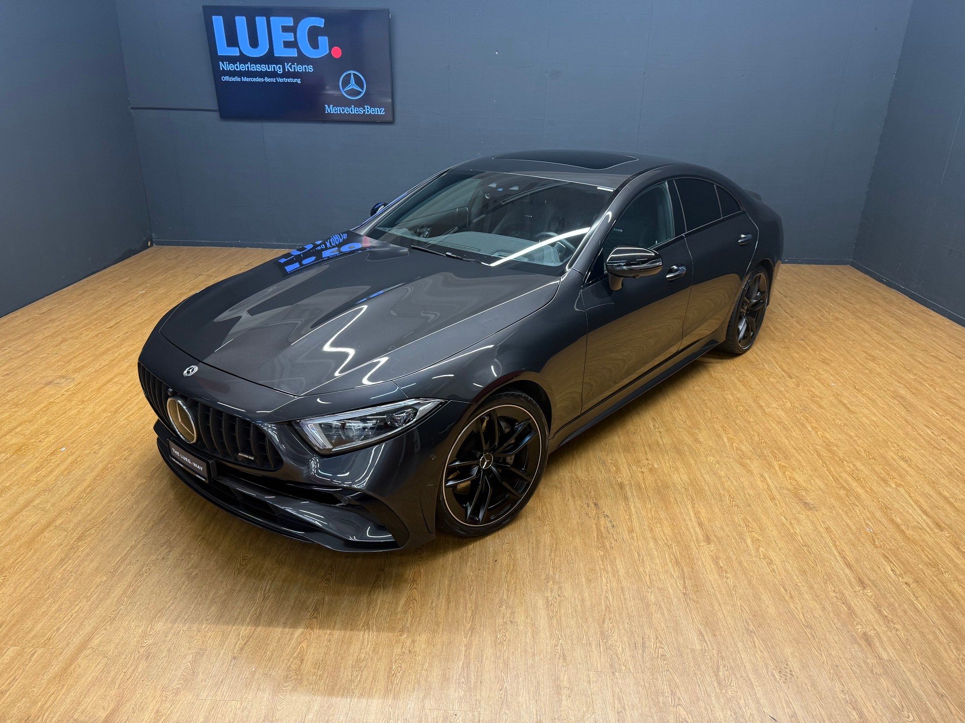 MERCEDES-BENZ CLS 53 4M+ AMG / DISTRONIC / 360 Grad Kamera /-image-3