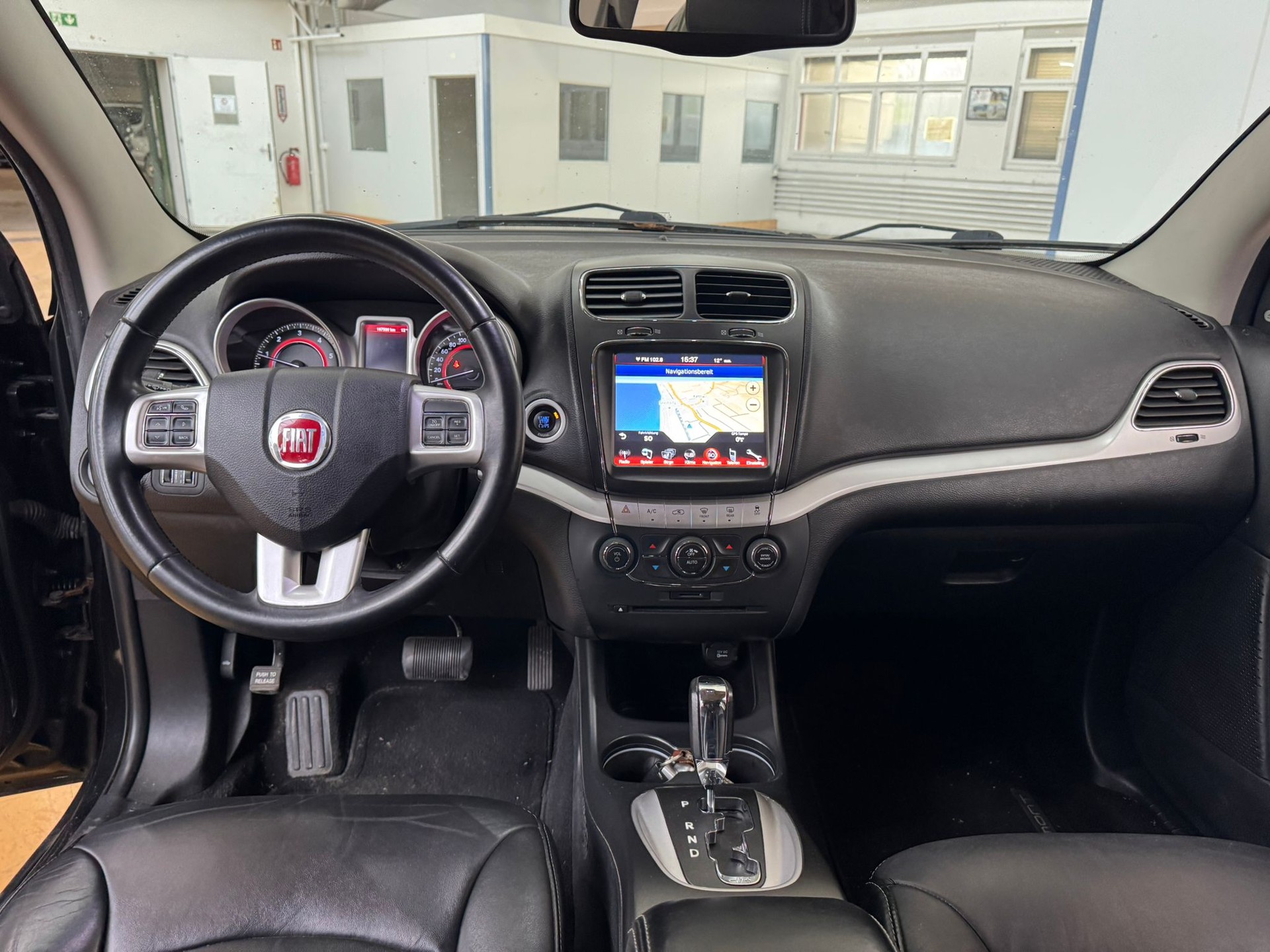 FIAT Freemont 2.0 MJ Lounge AWD Automat-image-14