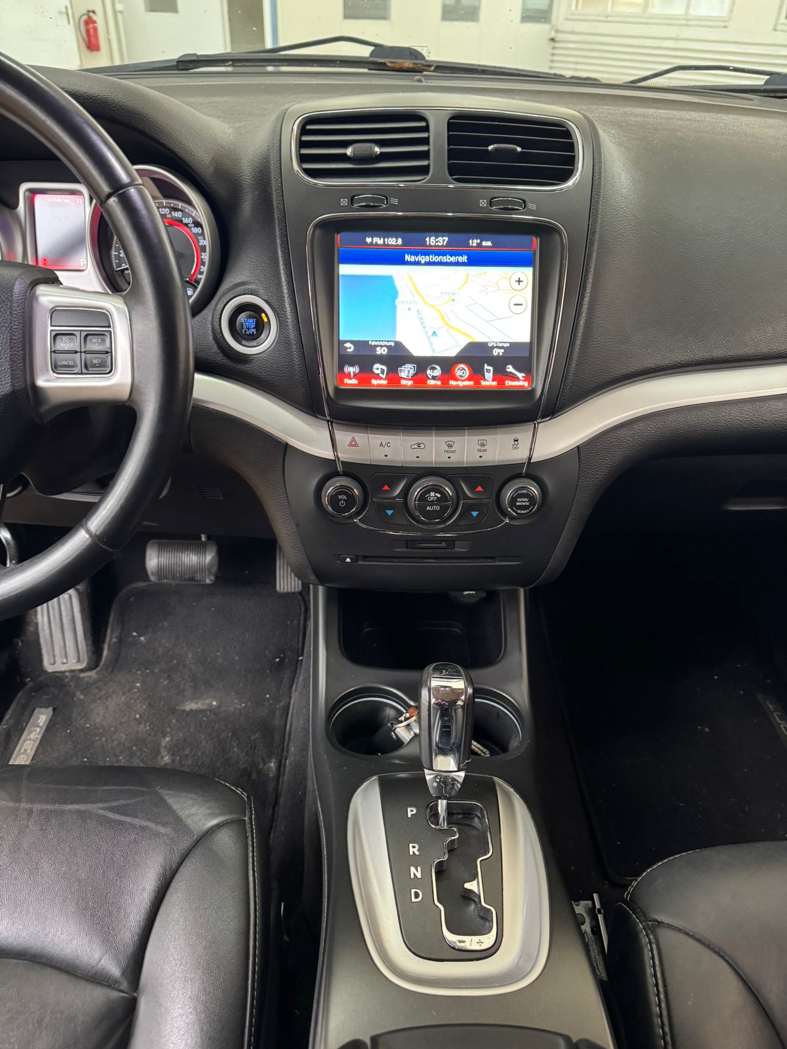 FIAT Freemont 2.0 MJ Lounge AWD Automat-image-13