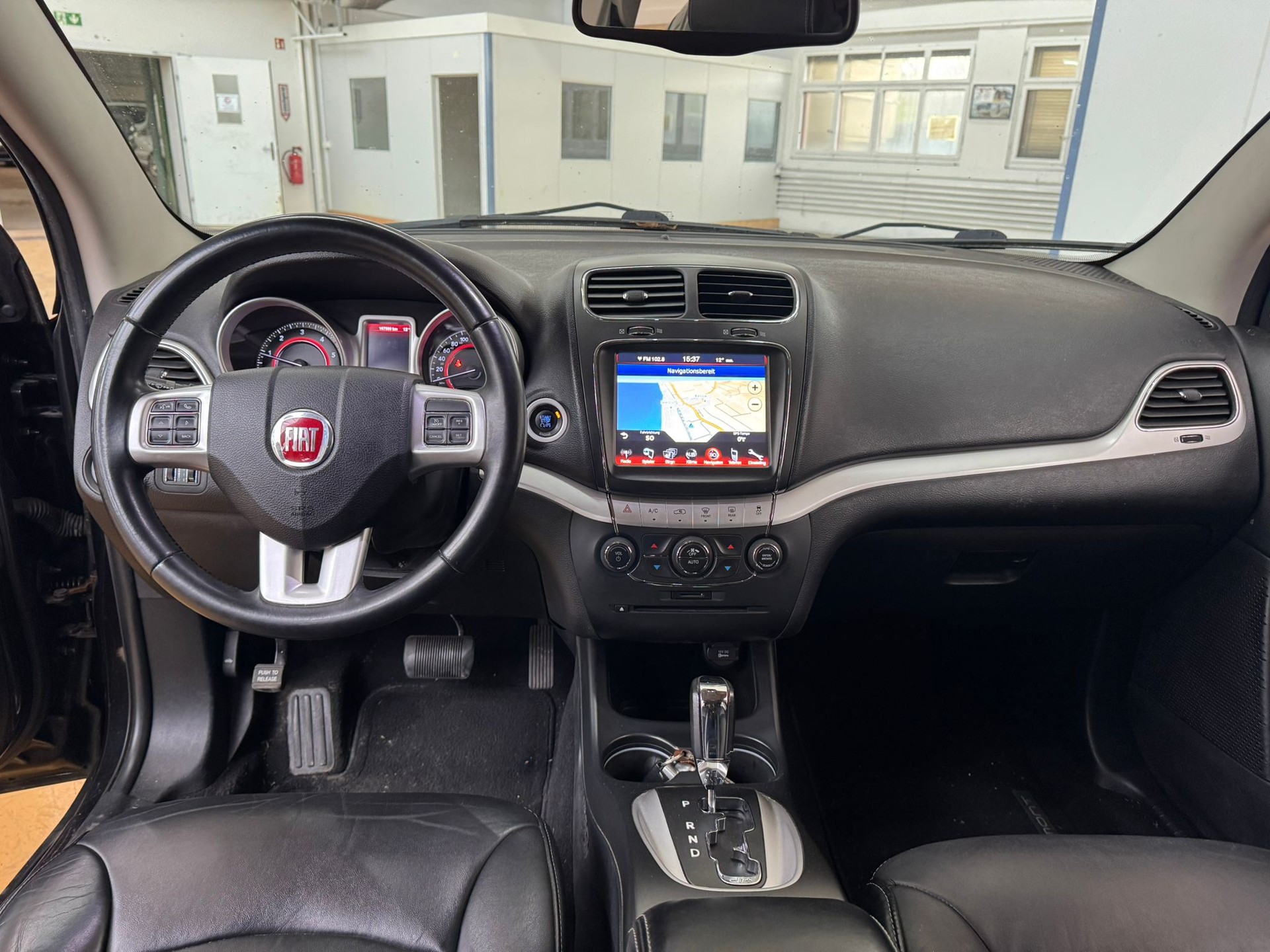 FIAT Freemont 2.0 MJ Lounge AWD Automat-image-12