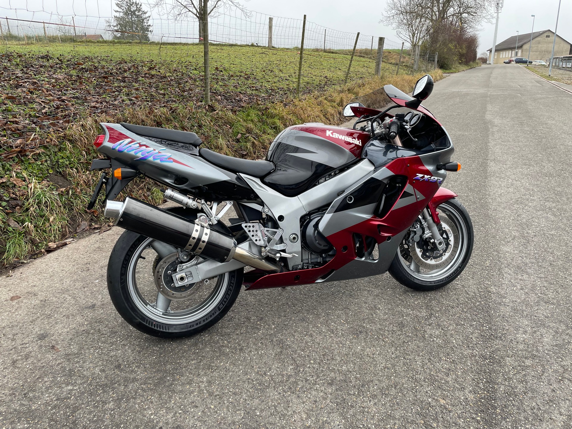 KAWASAKI Ninja ZX-9R-image-1