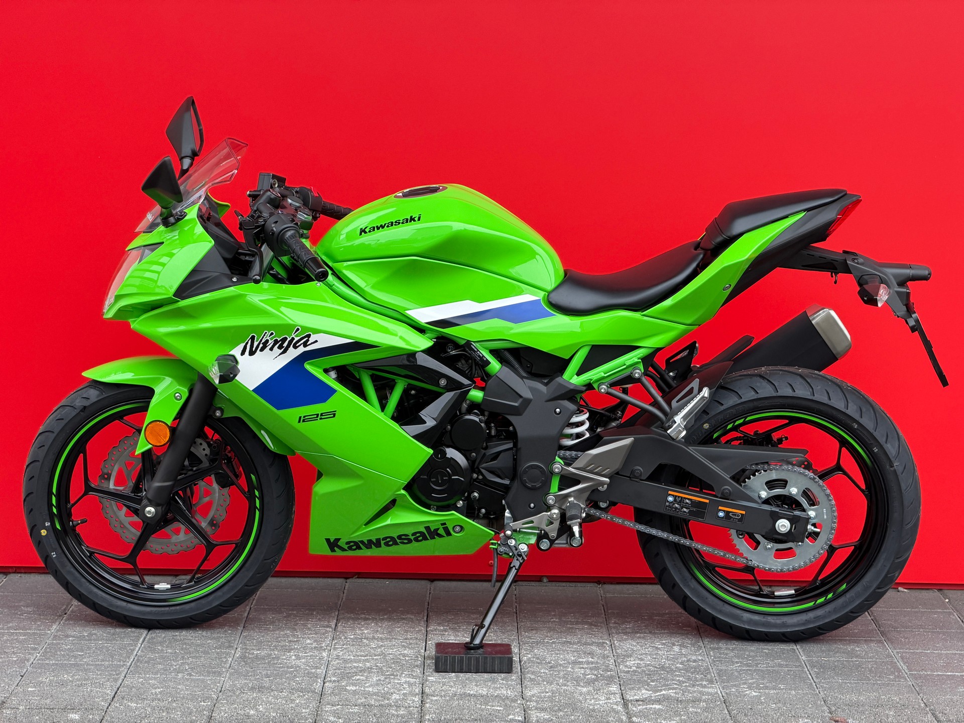 KAWASAKI Ninja 125-image-3