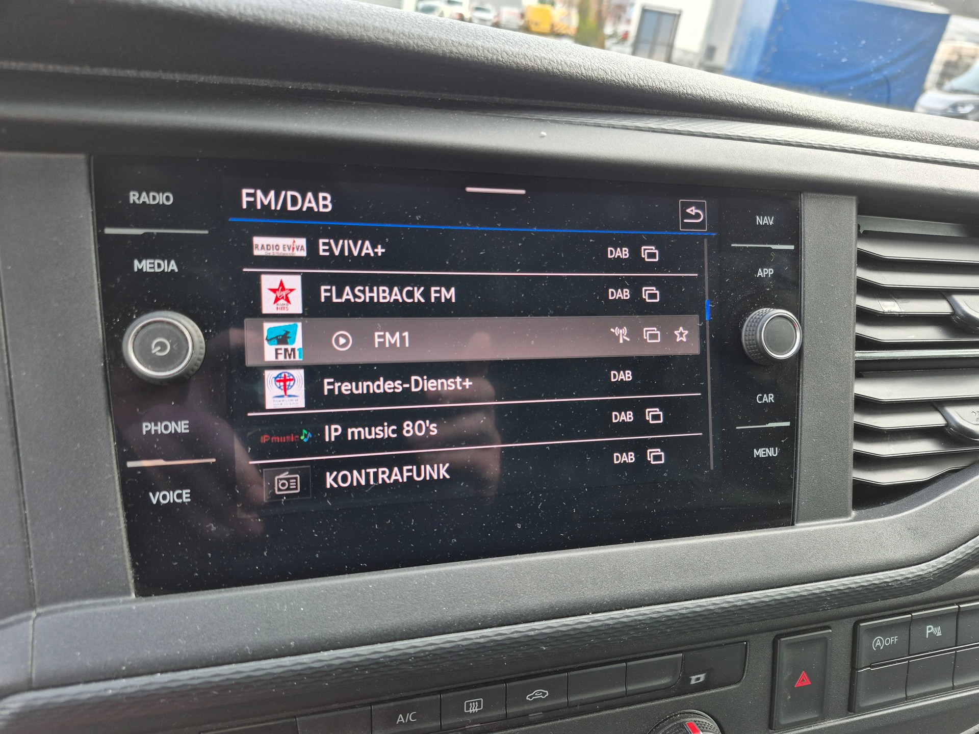 VW T6.1 2.0 TDI 4Motion-image-18