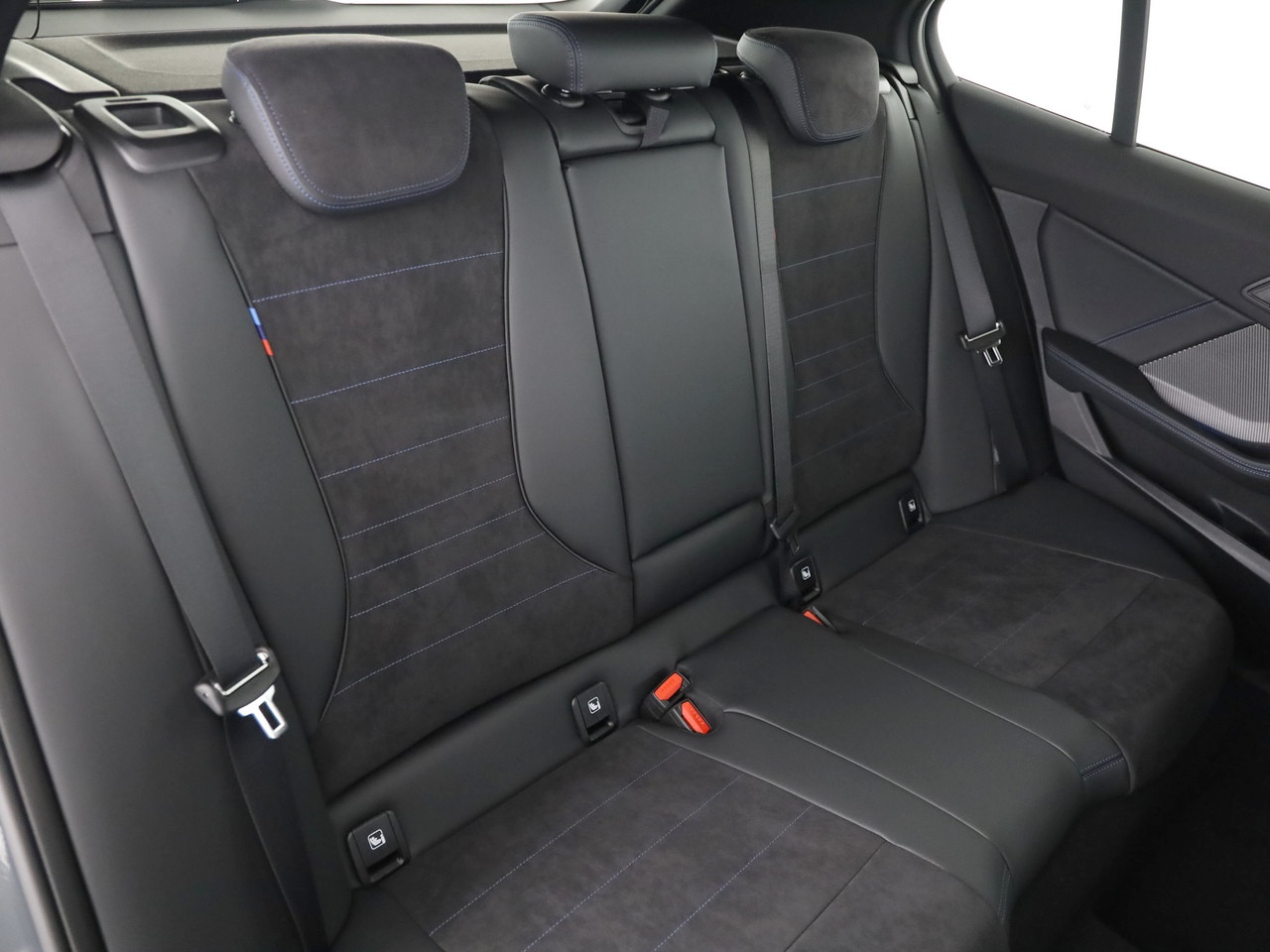 BMW 123 xDrive M Sport Steptronic-image-6