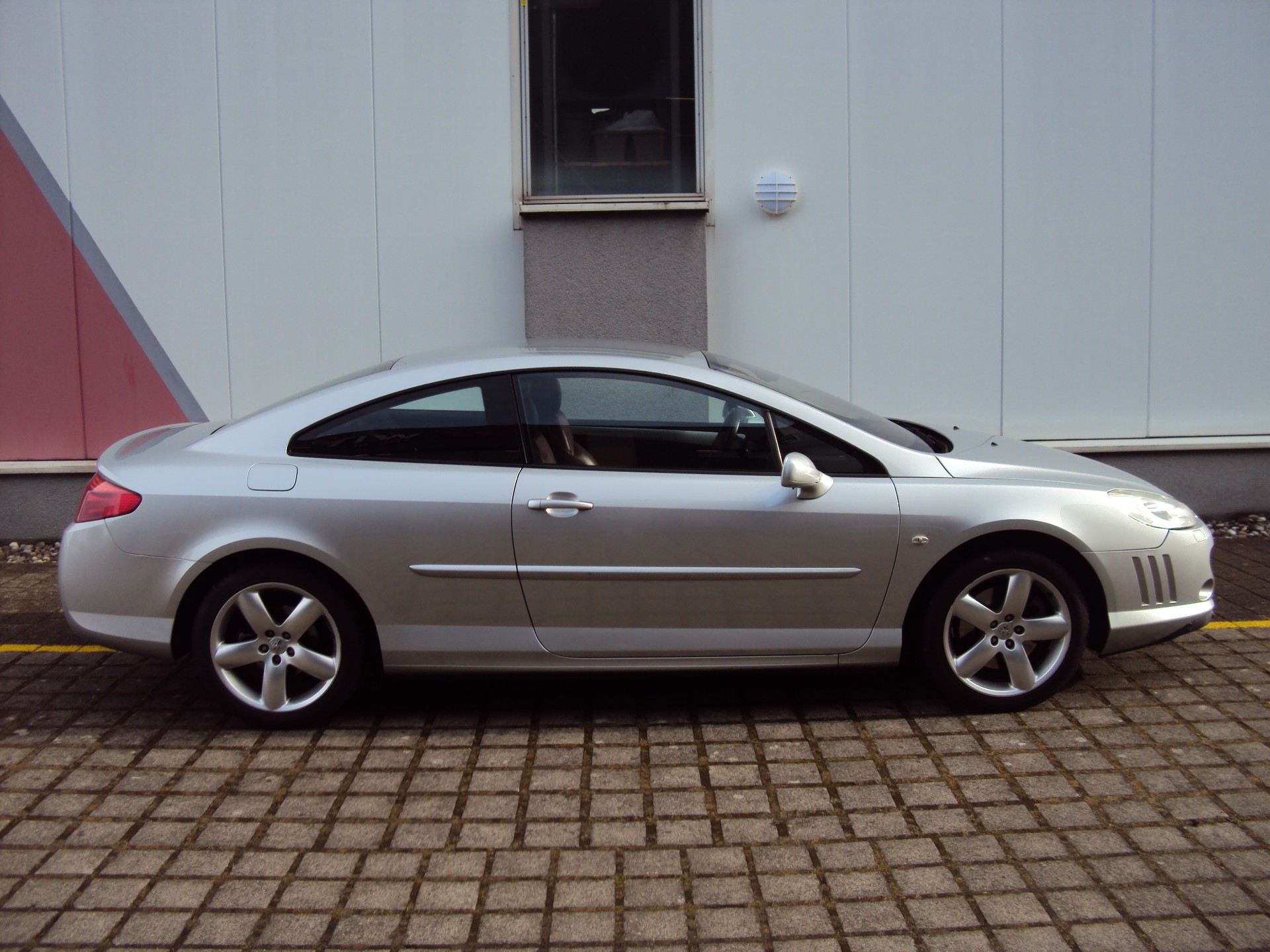 PEUGEOT 407 Coupé 2.7 HDI Pack Automatic-image-7