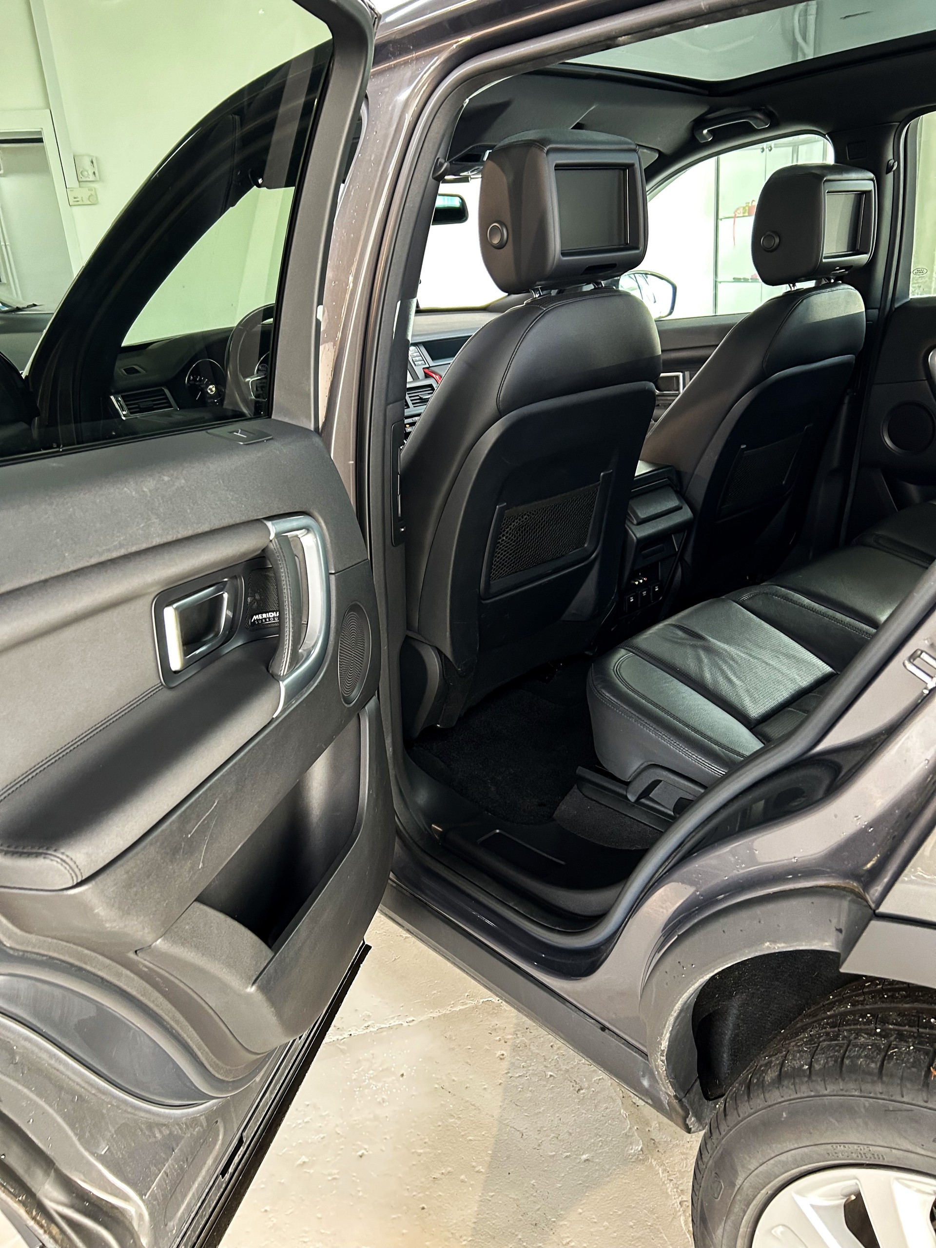 LAND ROVER Discovery Sport 2.0 Si4 Pure AT9-image-25