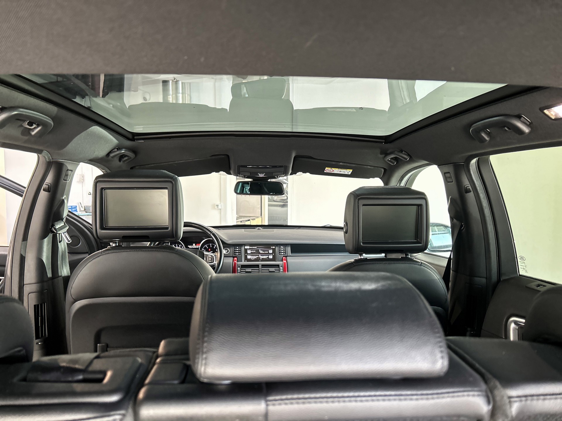 LAND ROVER Discovery Sport 2.0 Si4 Pure AT9-image-28