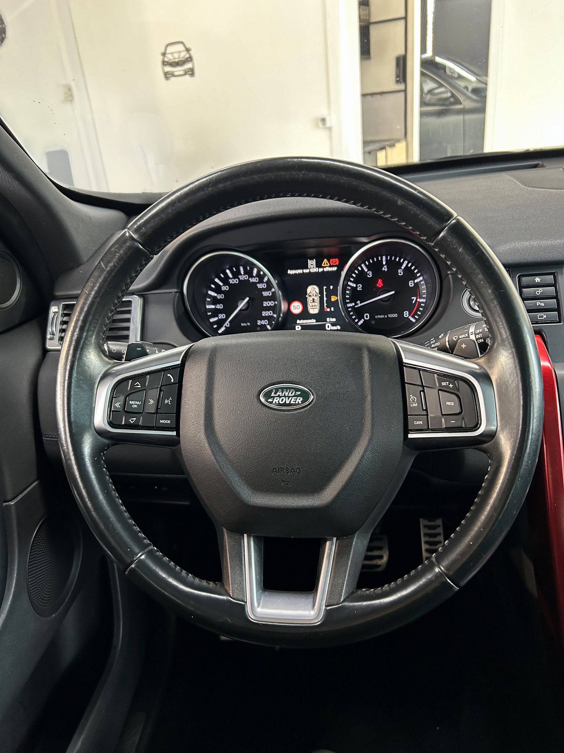 LAND ROVER Discovery Sport 2.0 Si4 Pure AT9-image-17