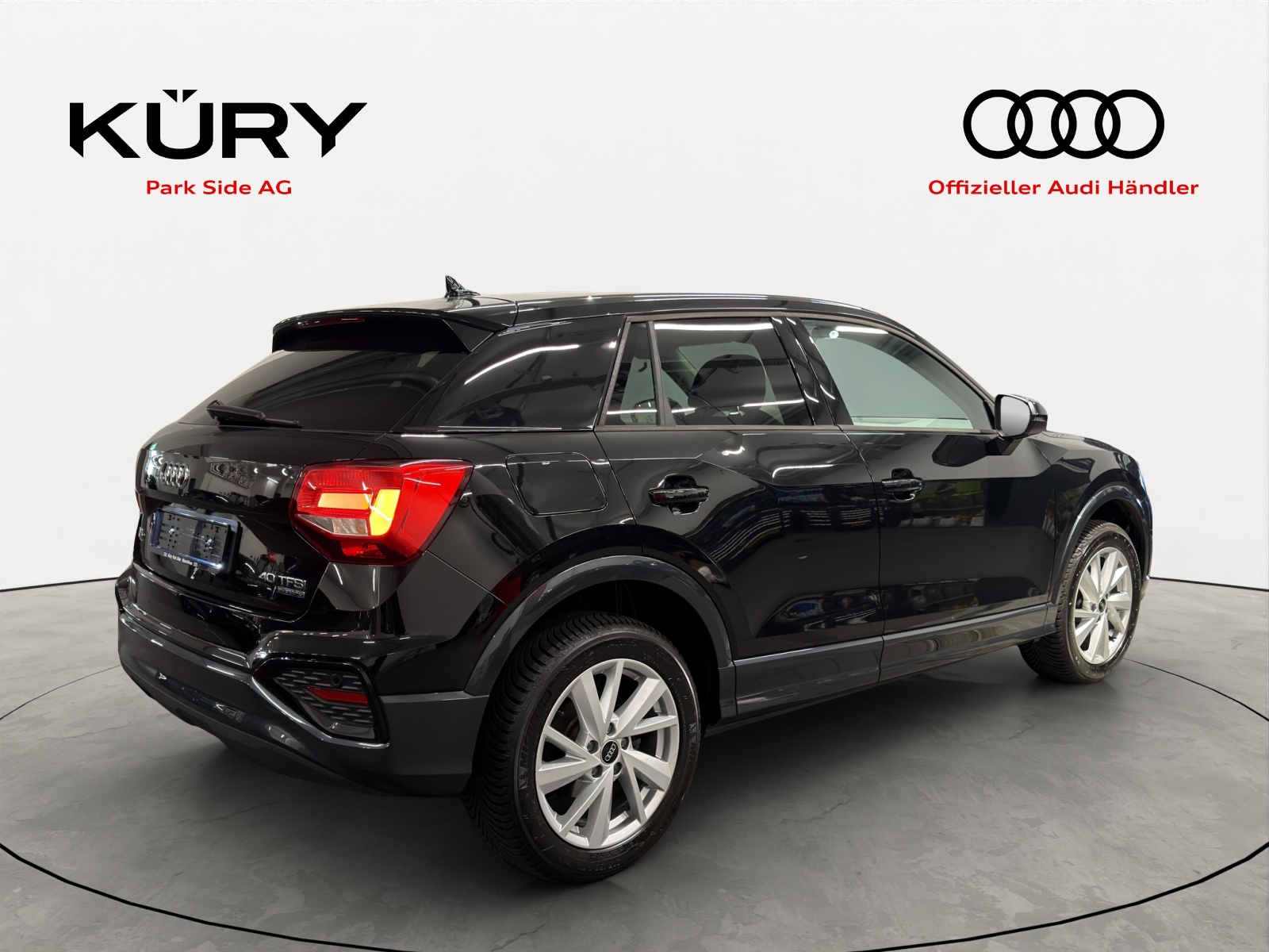 AUDI Q2 40 TFSI adv quattro 190ps-showroom-element-3