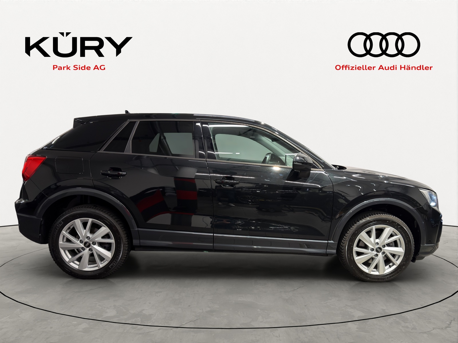 AUDI Q2 40 TFSI adv quattro 190ps-showroom-element-2