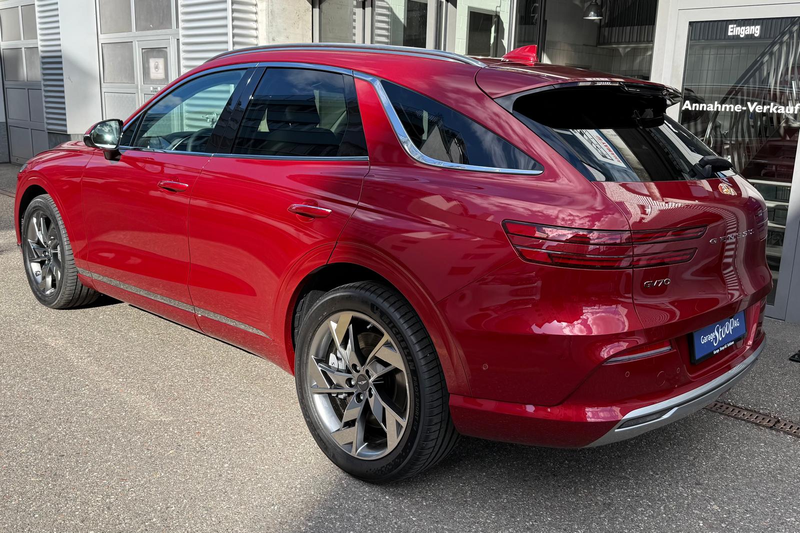 GENESIS GV70 Dual Motor Sport AWD-image-2