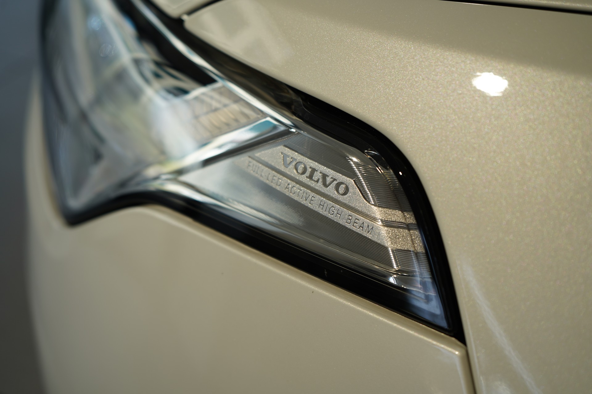 VOLVO XC90 T8 eAWD Inscription-image-17