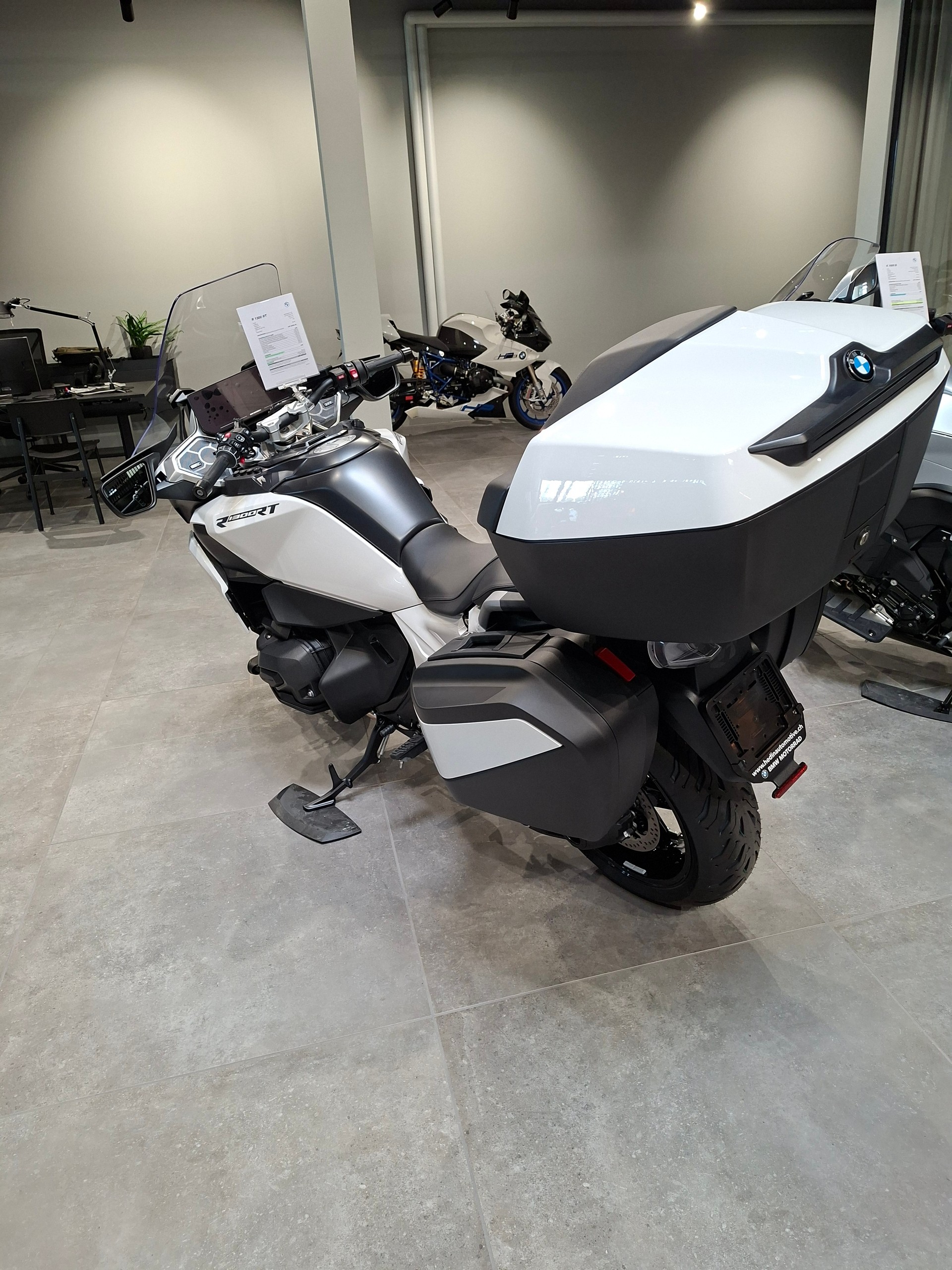 BMW R 1300 RT - Boxer Deal-image-2
