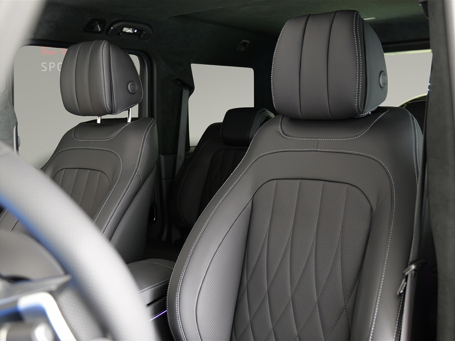 MERCEDES-BENZ G 450d 9G-Tronic-showroom-element-3