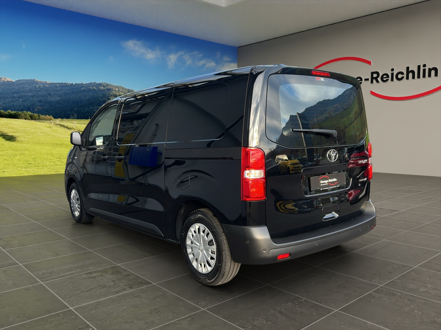 TOYOTA PROACE Van L1 75KWh Advanced-showroom-element-2